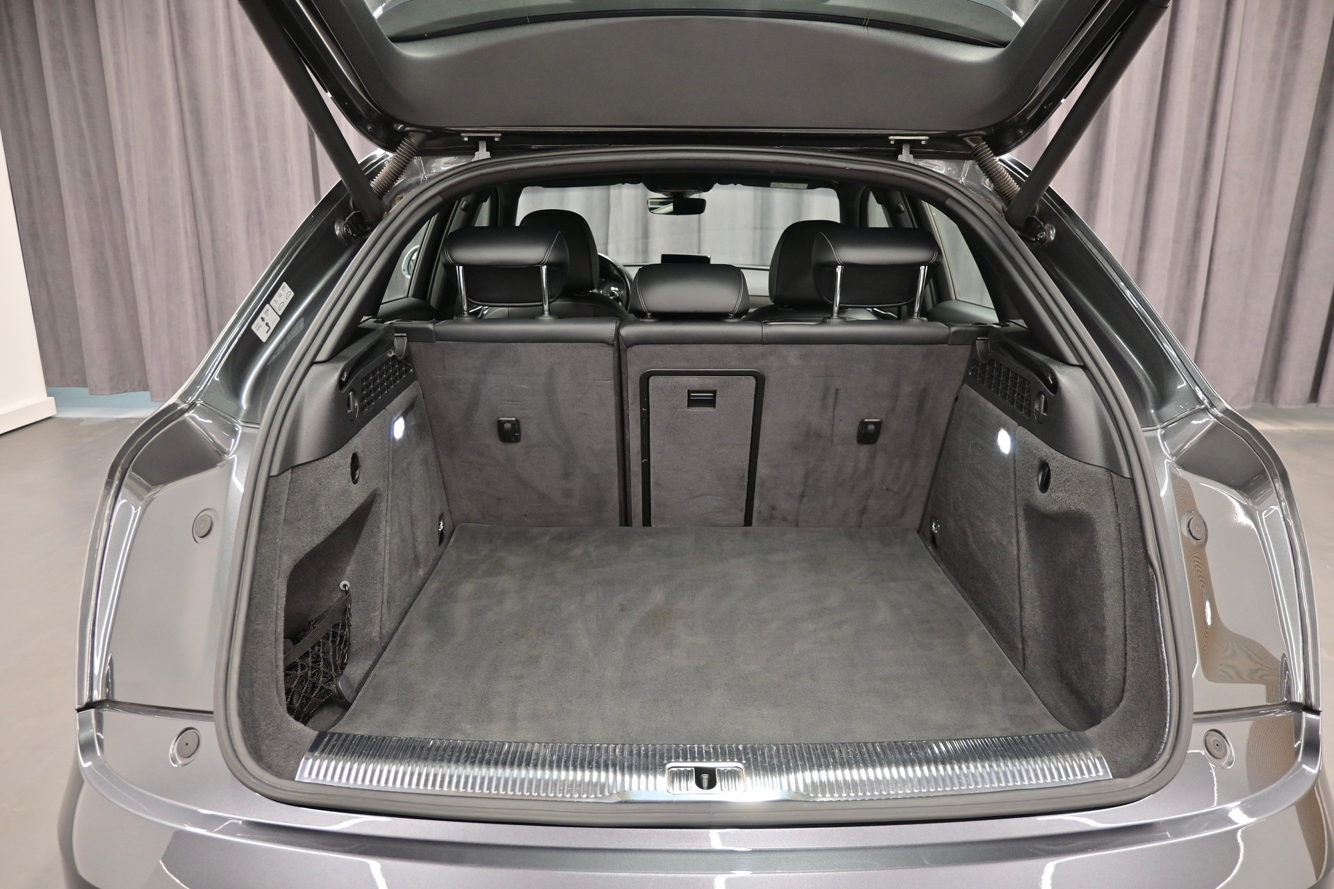 AUDI RS Q3 2.5 TFSI performance quattro S-tronic-image-15