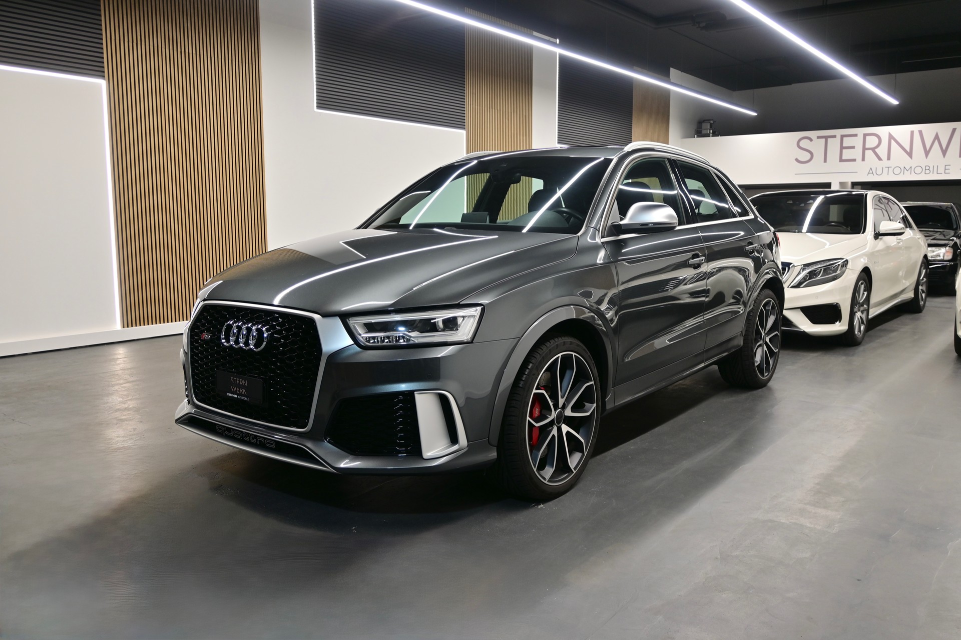 AUDI RS Q3 2.5 TFSI performance quattro S-tronic-image-0
