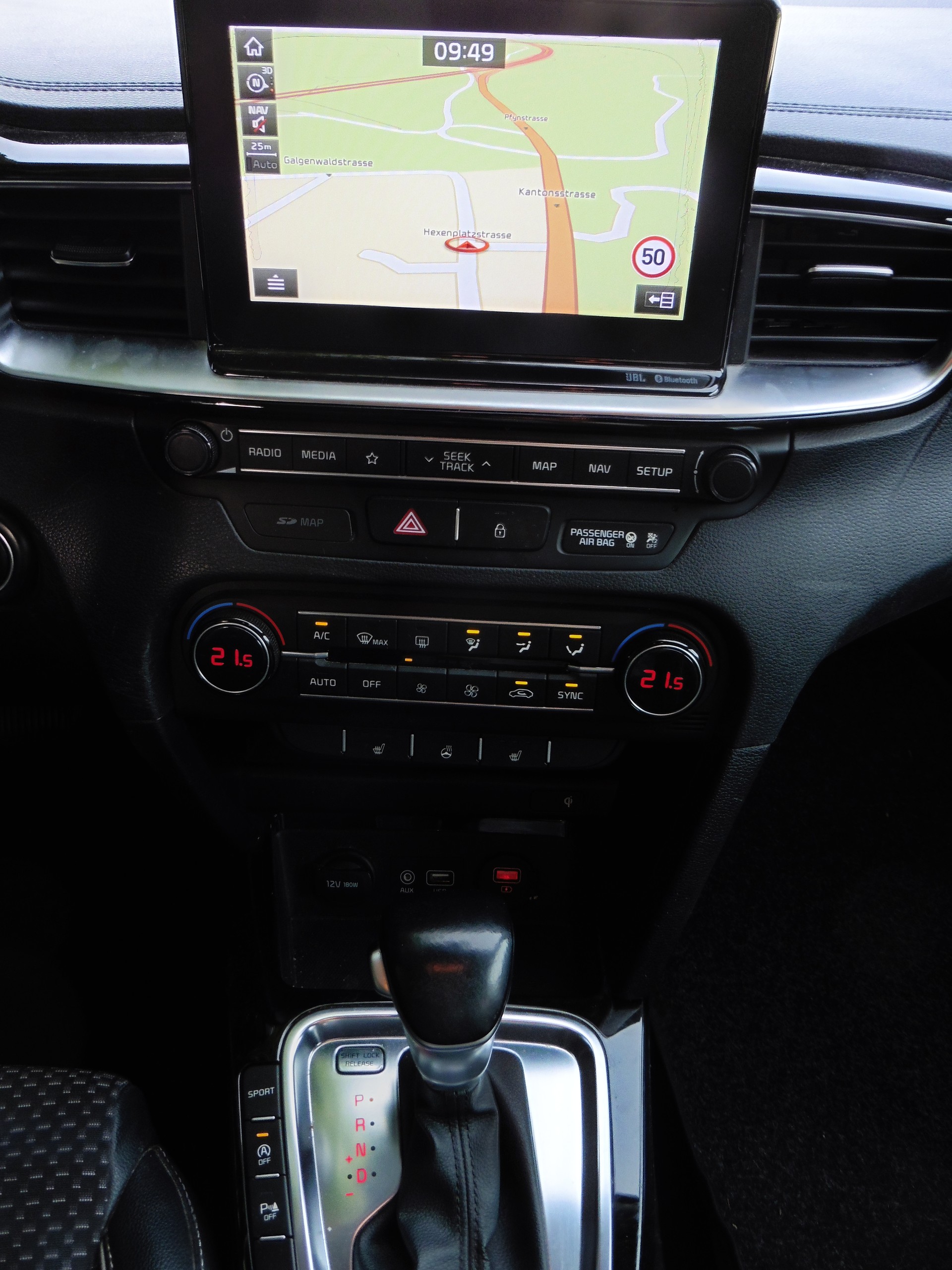 KIA Ceed 1.4 T-GDi Style DCT-image-15