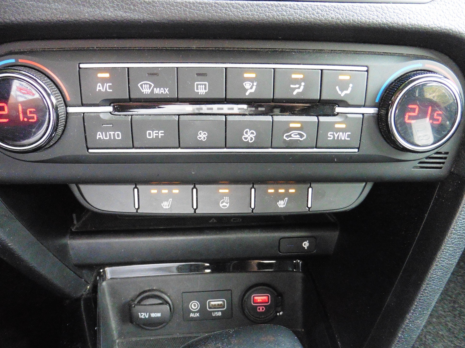 KIA Ceed 1.4 T-GDi Style DCT-image-20