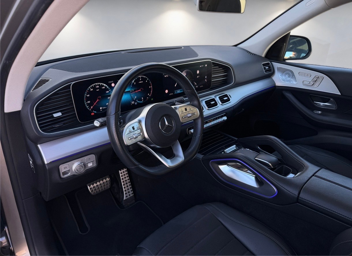 MERCEDES-BENZ GLE 300 d 4Matic AMG Line 9G-Tronic-image-9