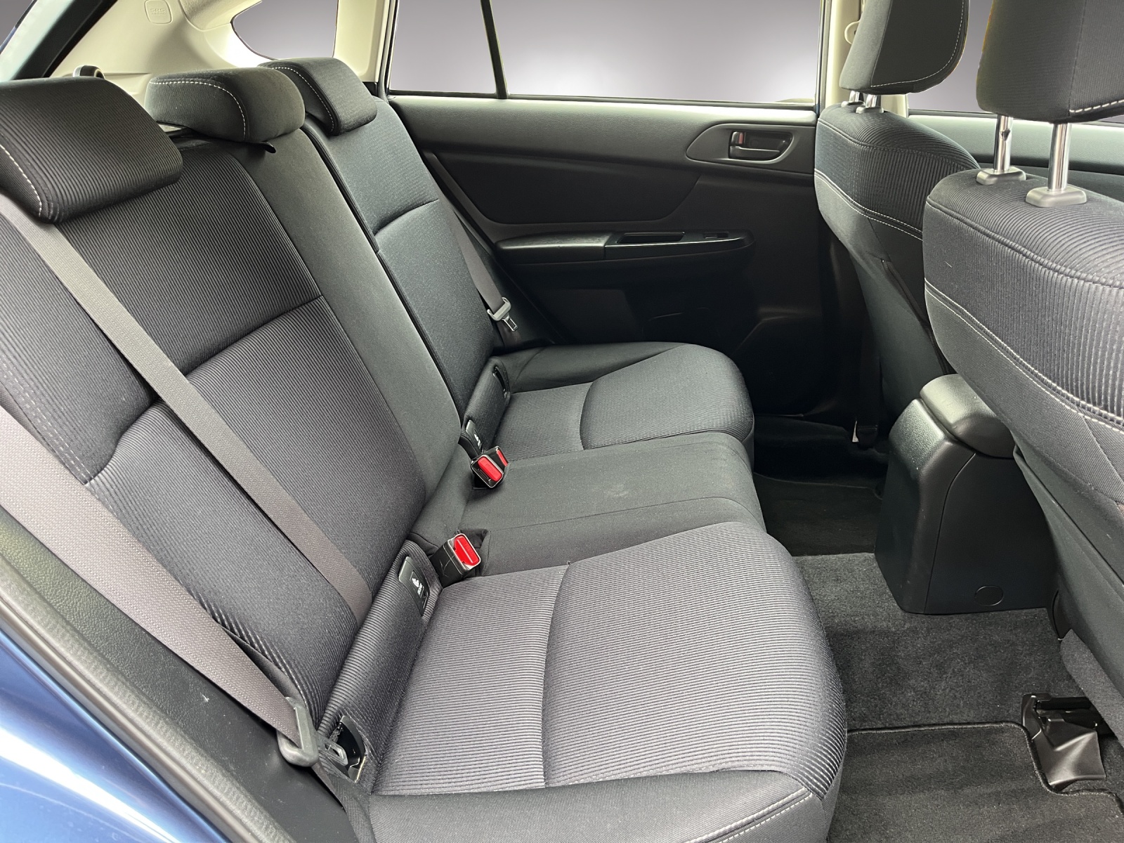 SUBARU XV 2.0 i-S Swiss One AWD CVT-image-17