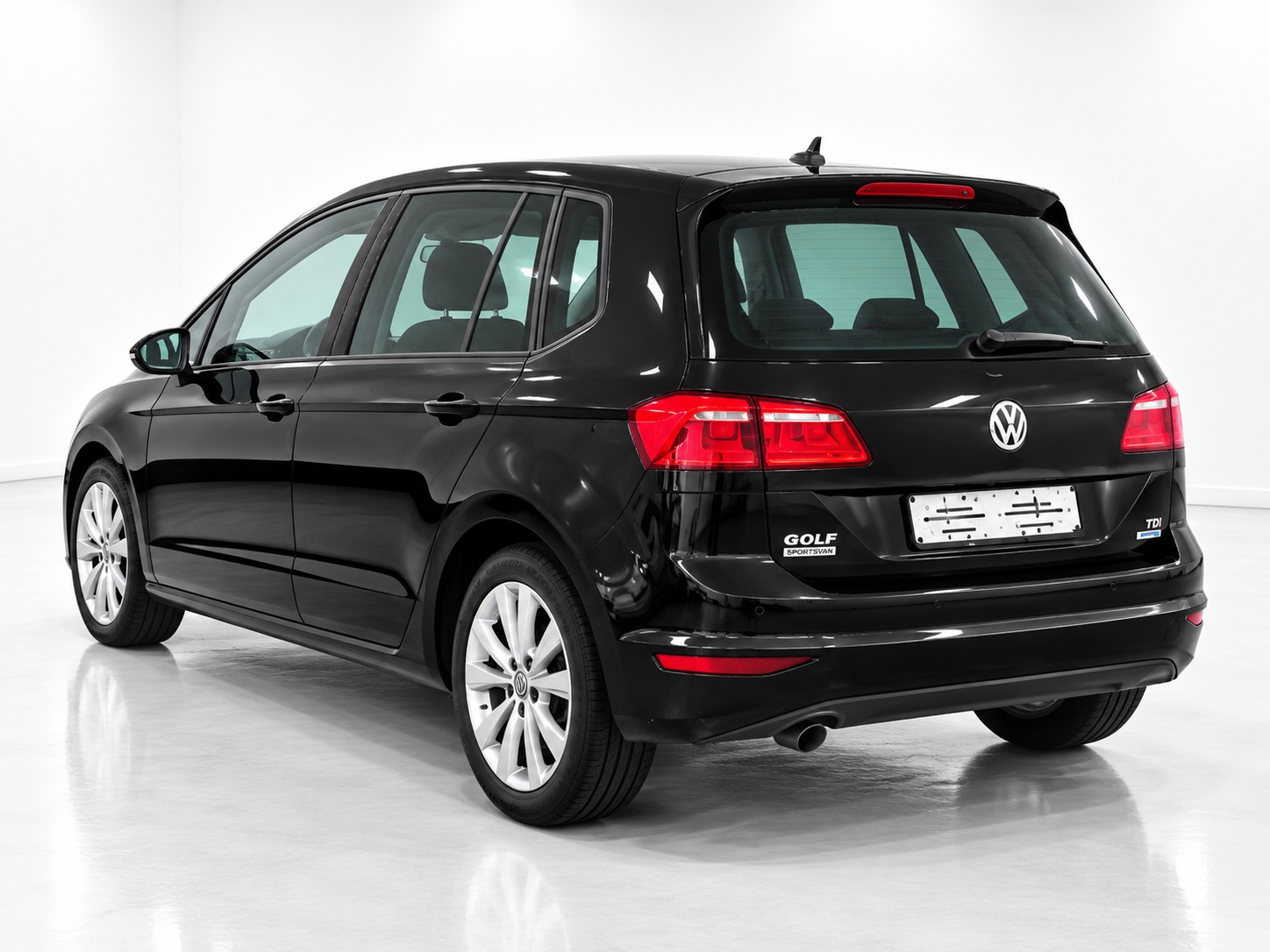 VW SPORTSVAN 1.6 TDI-image-6