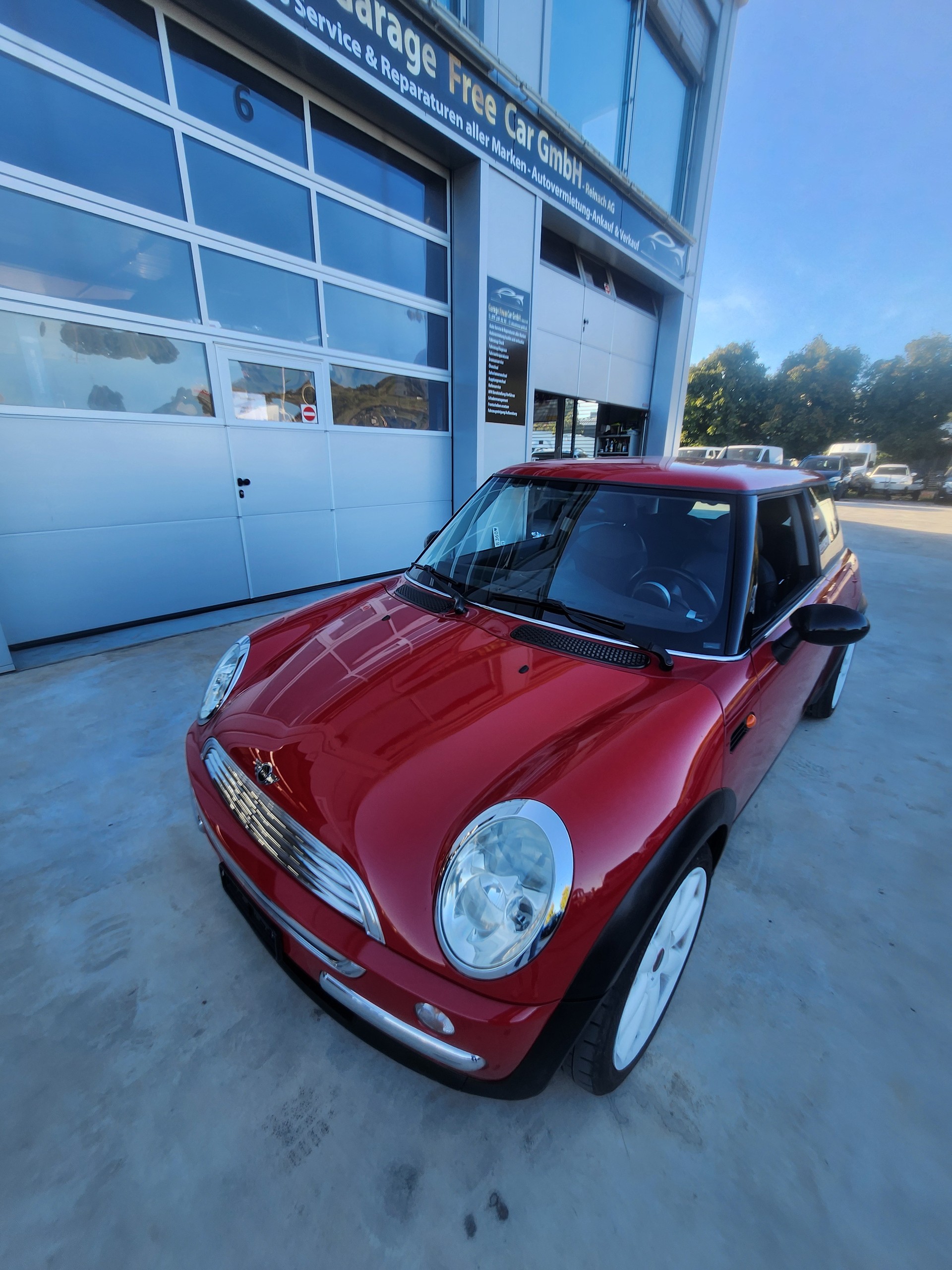 MINI Cooper-image-1