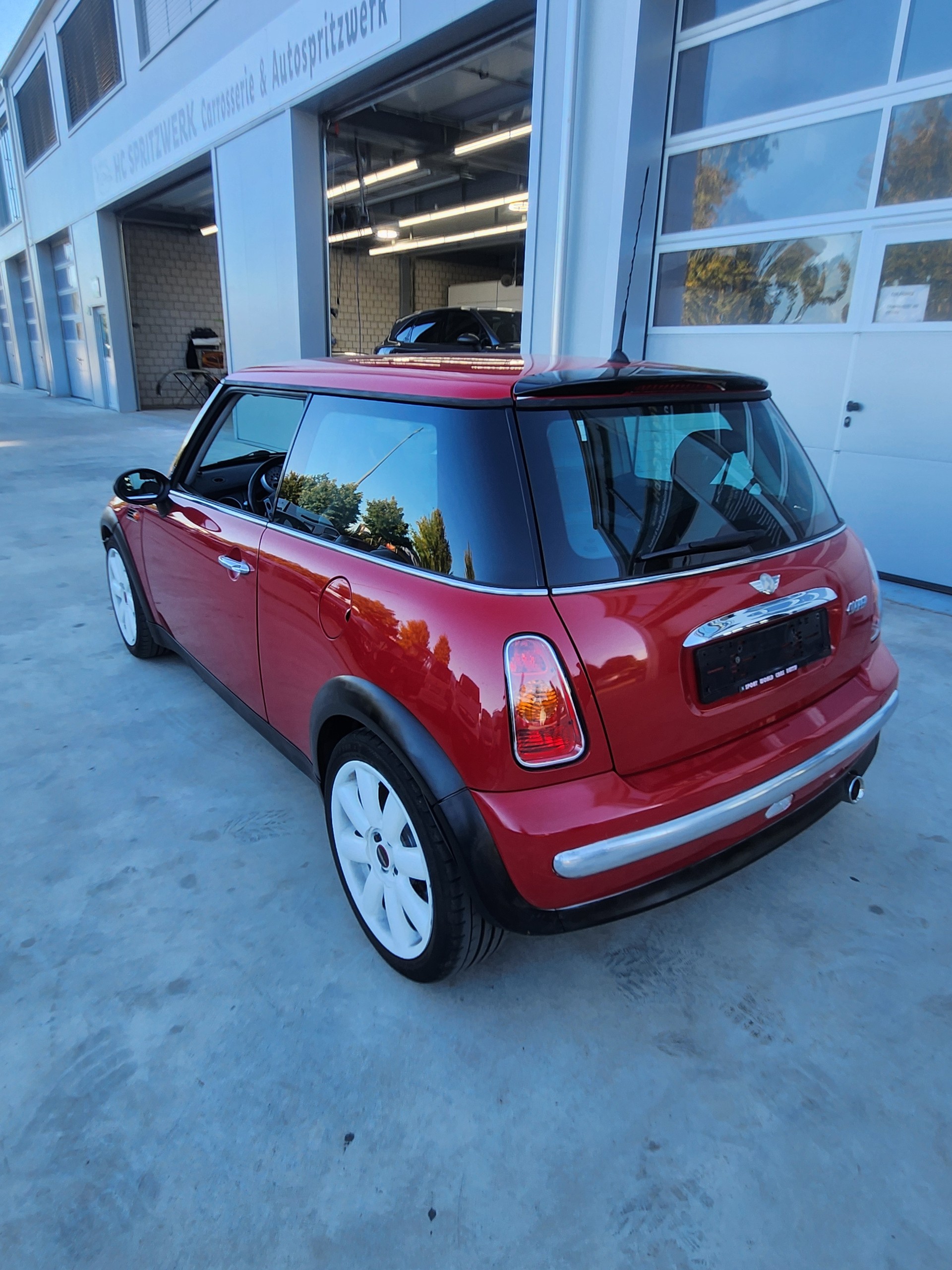 MINI Cooper-image-4