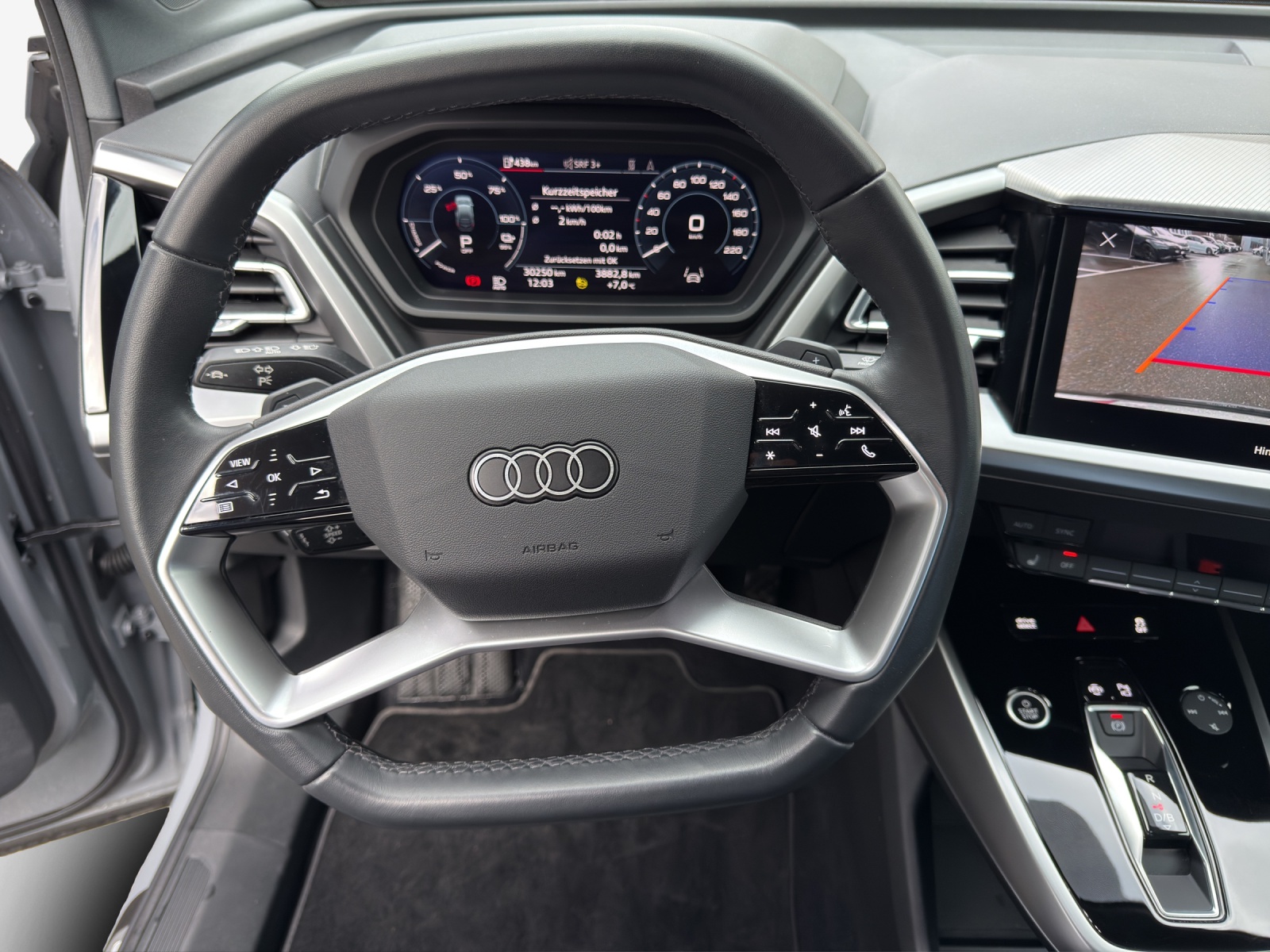 AUDI Q4 Sportback e-tron 40-image-10