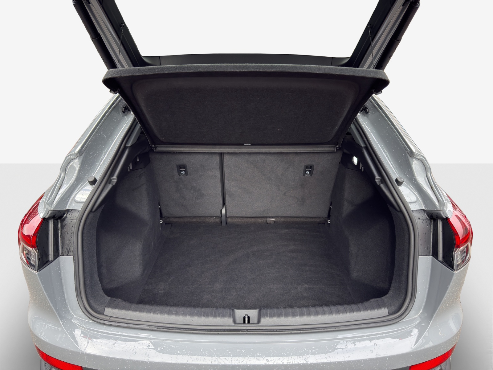 AUDI Q4 Sportback e-tron 40-image-13