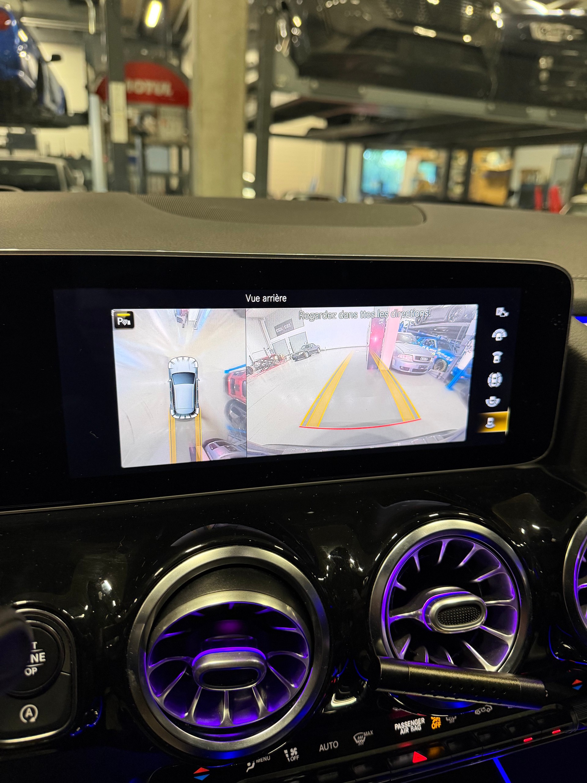 MERCEDES-BENZ GLA 200 AMG Line 7G-DCT *CH VHC*-image-10
