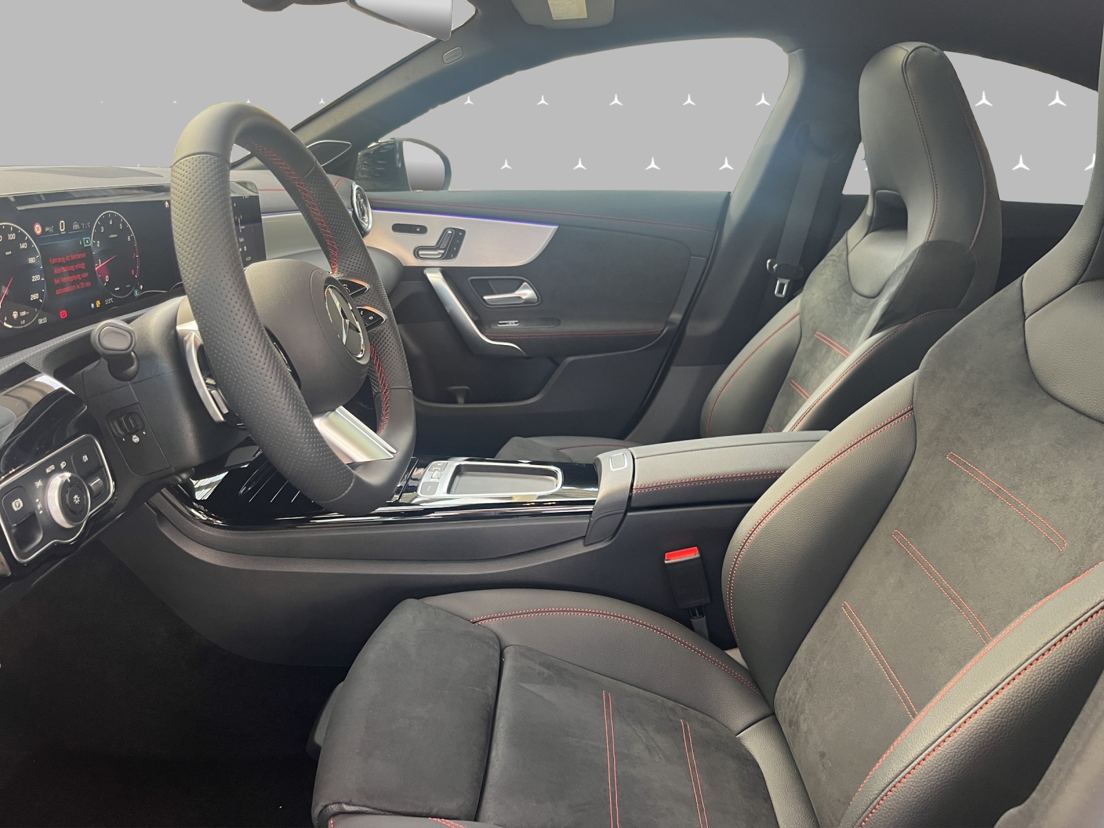 MERCEDES-BENZ CLA 250 4Matic 8G-DCT-image-8