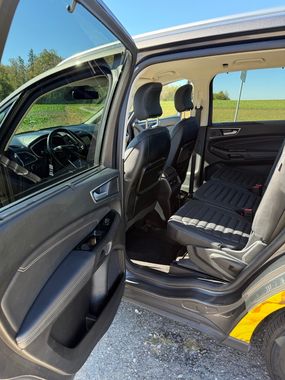 FORD Galaxy 2.5 Hybrid Vignale 7P-image-2