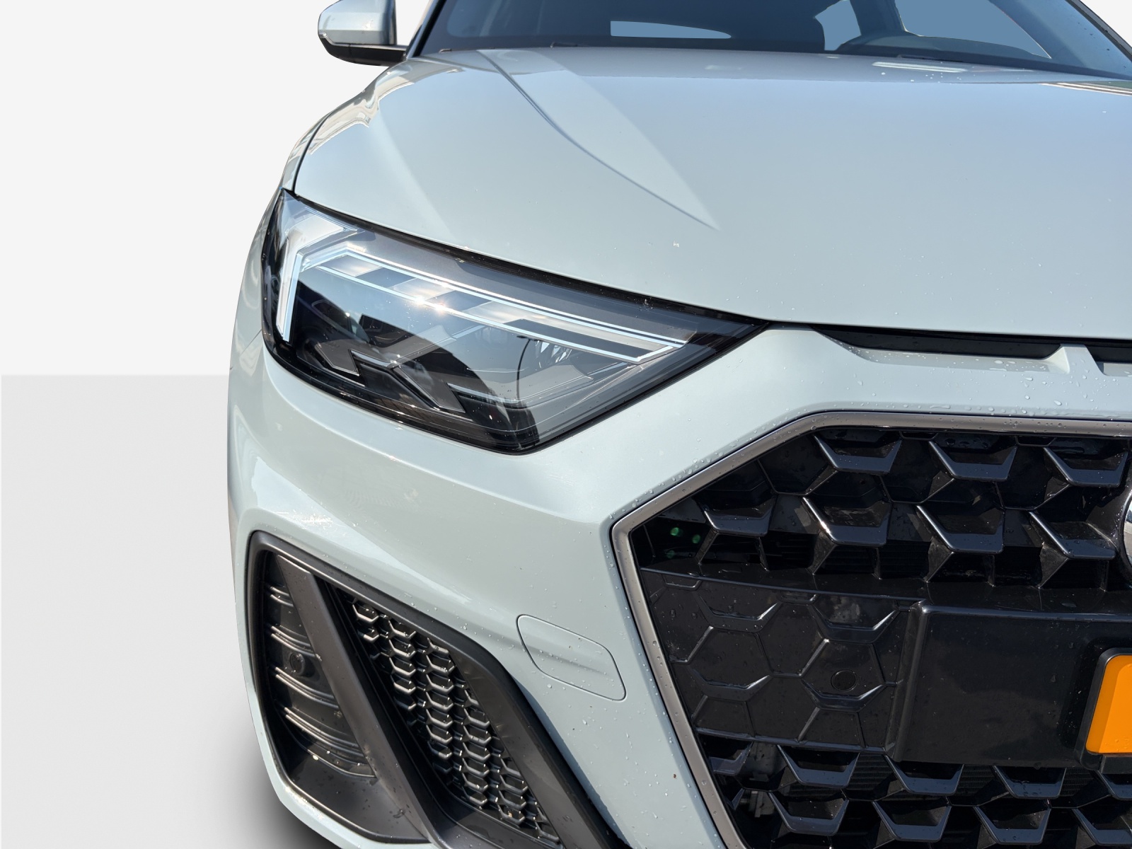 AUDI A1 Sportback 30 TFSI S Line Attraction S-tronic-image-15