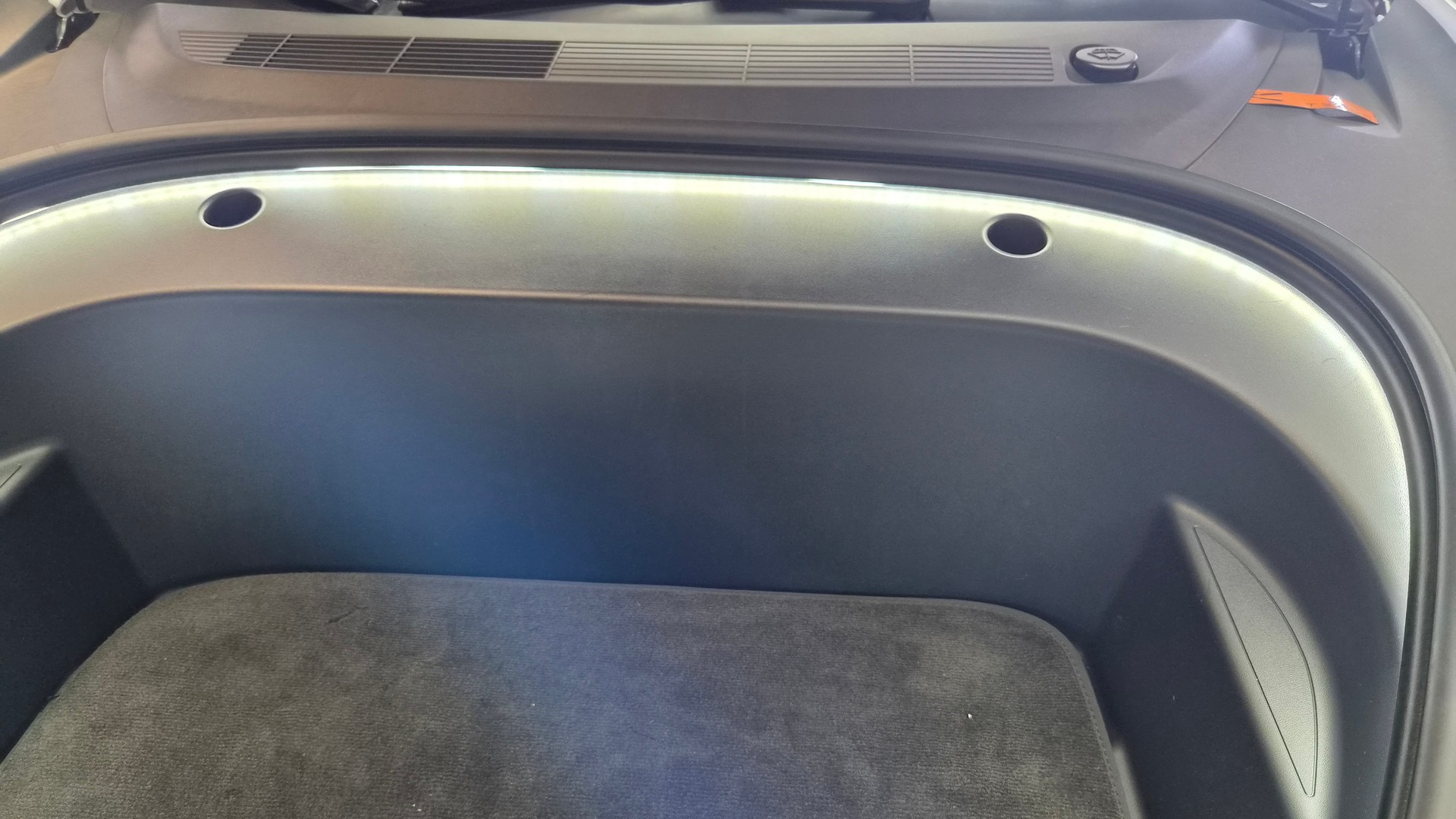 TESLA Model 3 LongRange, re-fresh Modell, Wärmepumpe-image-13