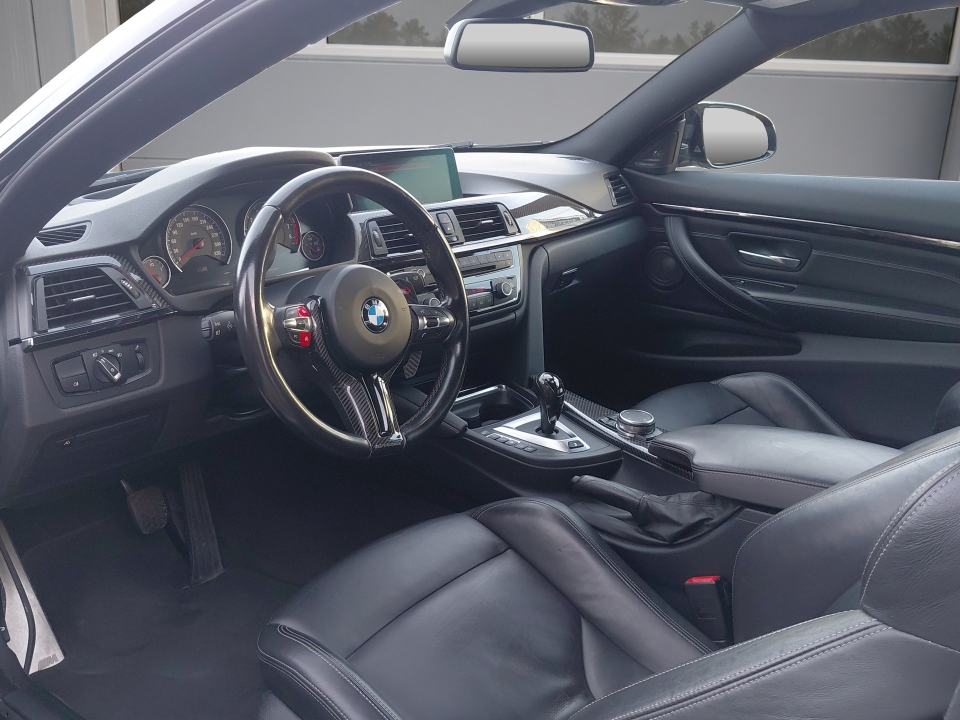 BMW M4 Coupé DKG-image-11