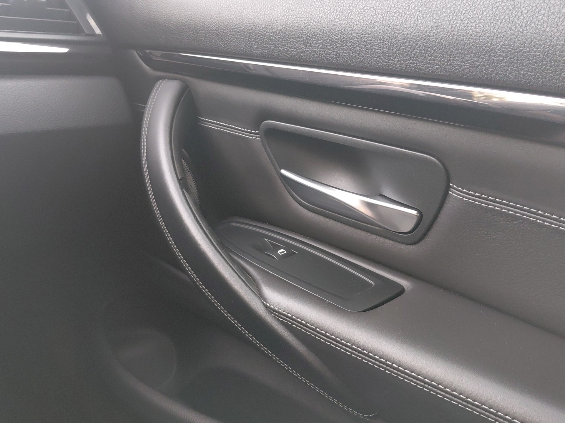 BMW M4 Coupé DKG-image-14