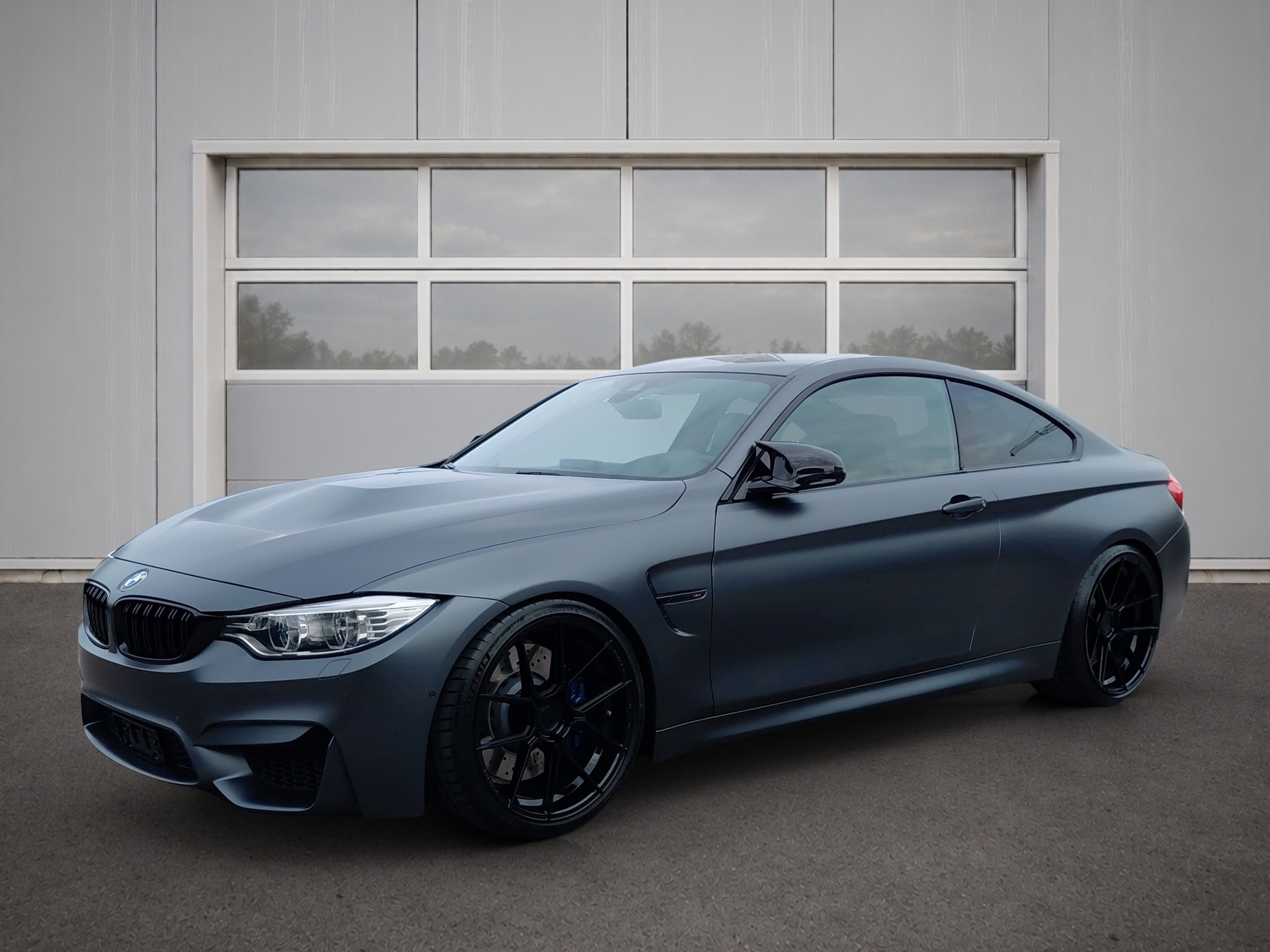 BMW M4 Coupé DKG-image-2