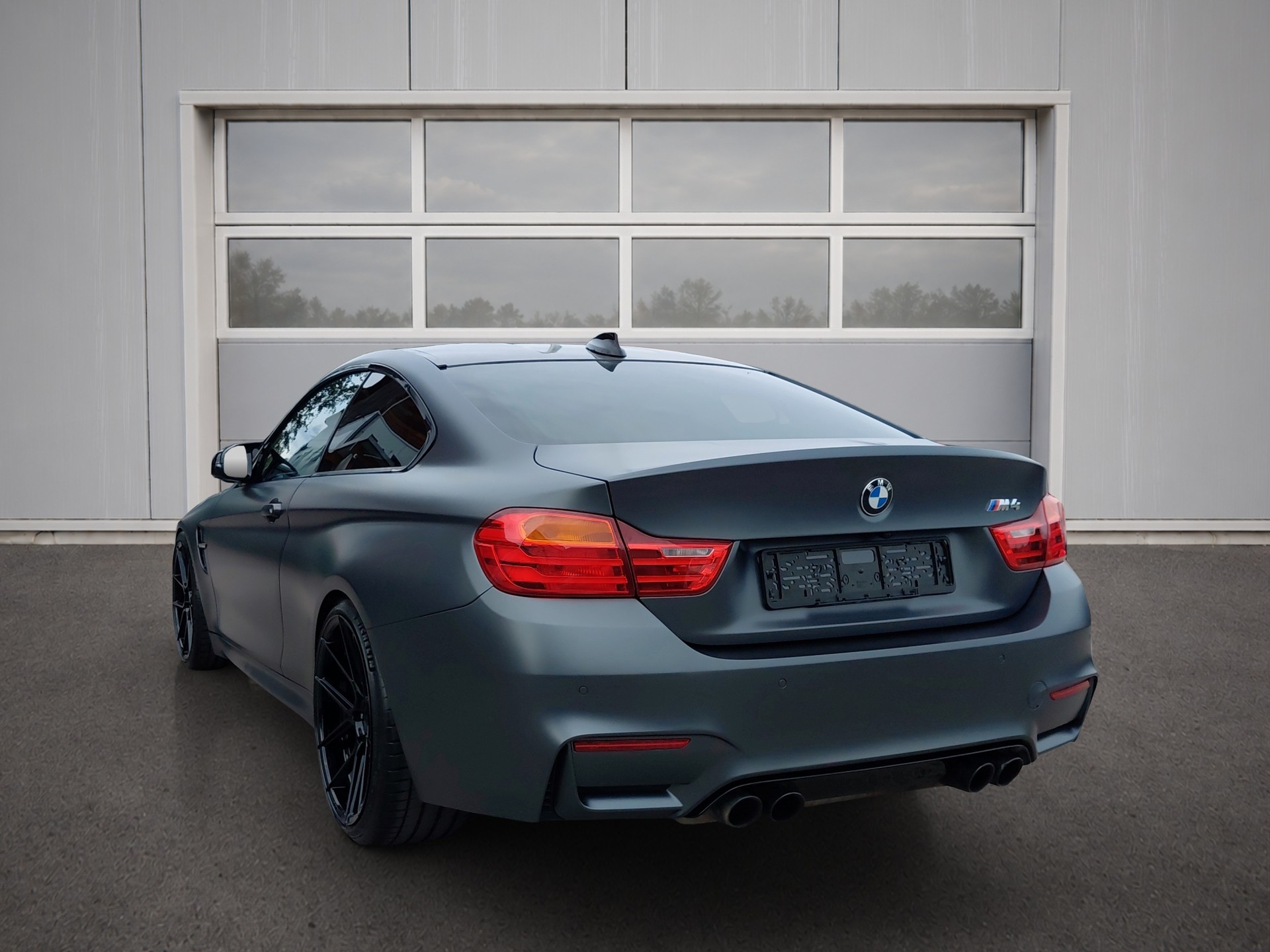 BMW M4 Coupé DKG-image-5