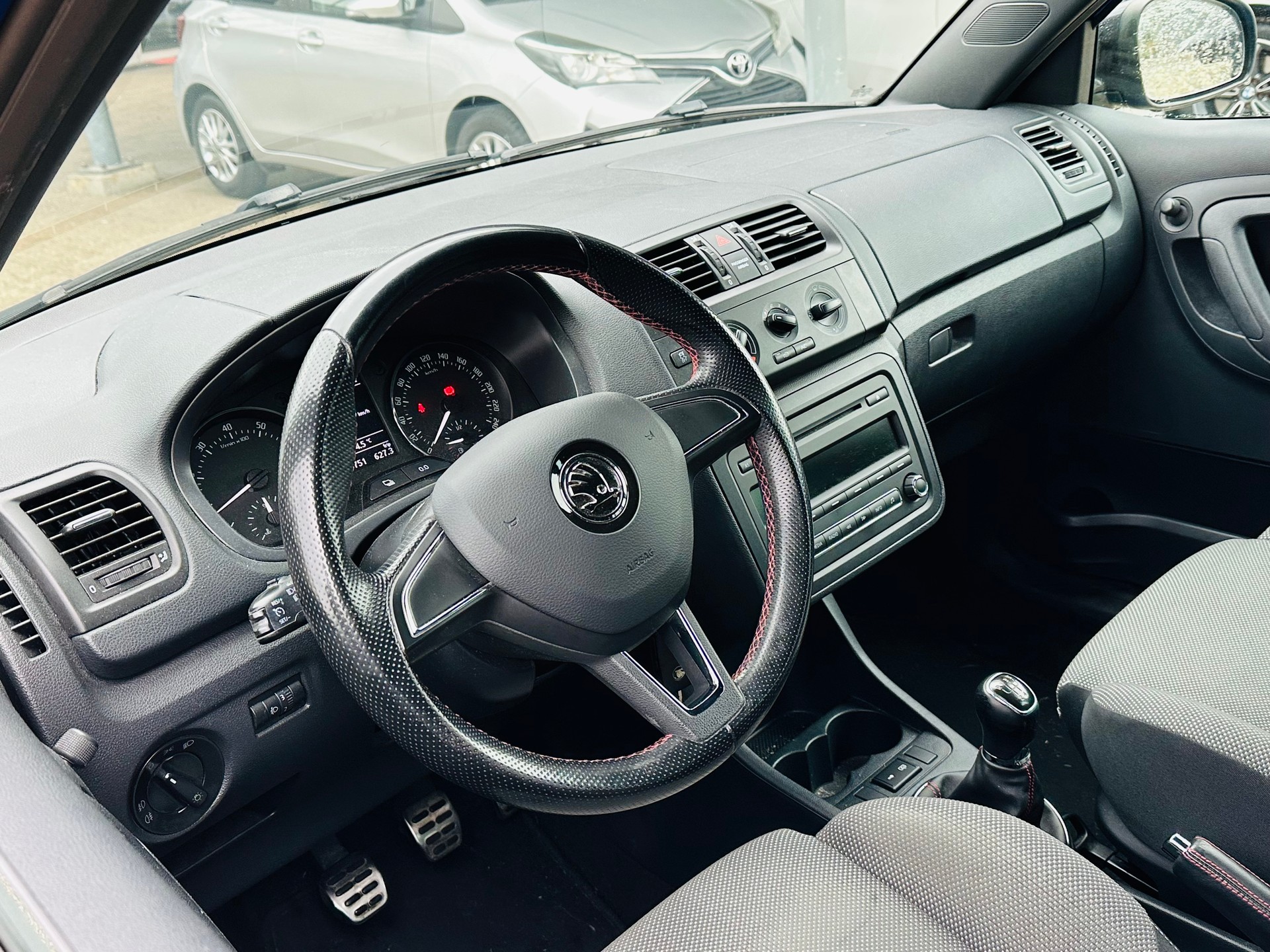 SKODA Fabia 1.2 TSI Monte Carlo DSG-image-11