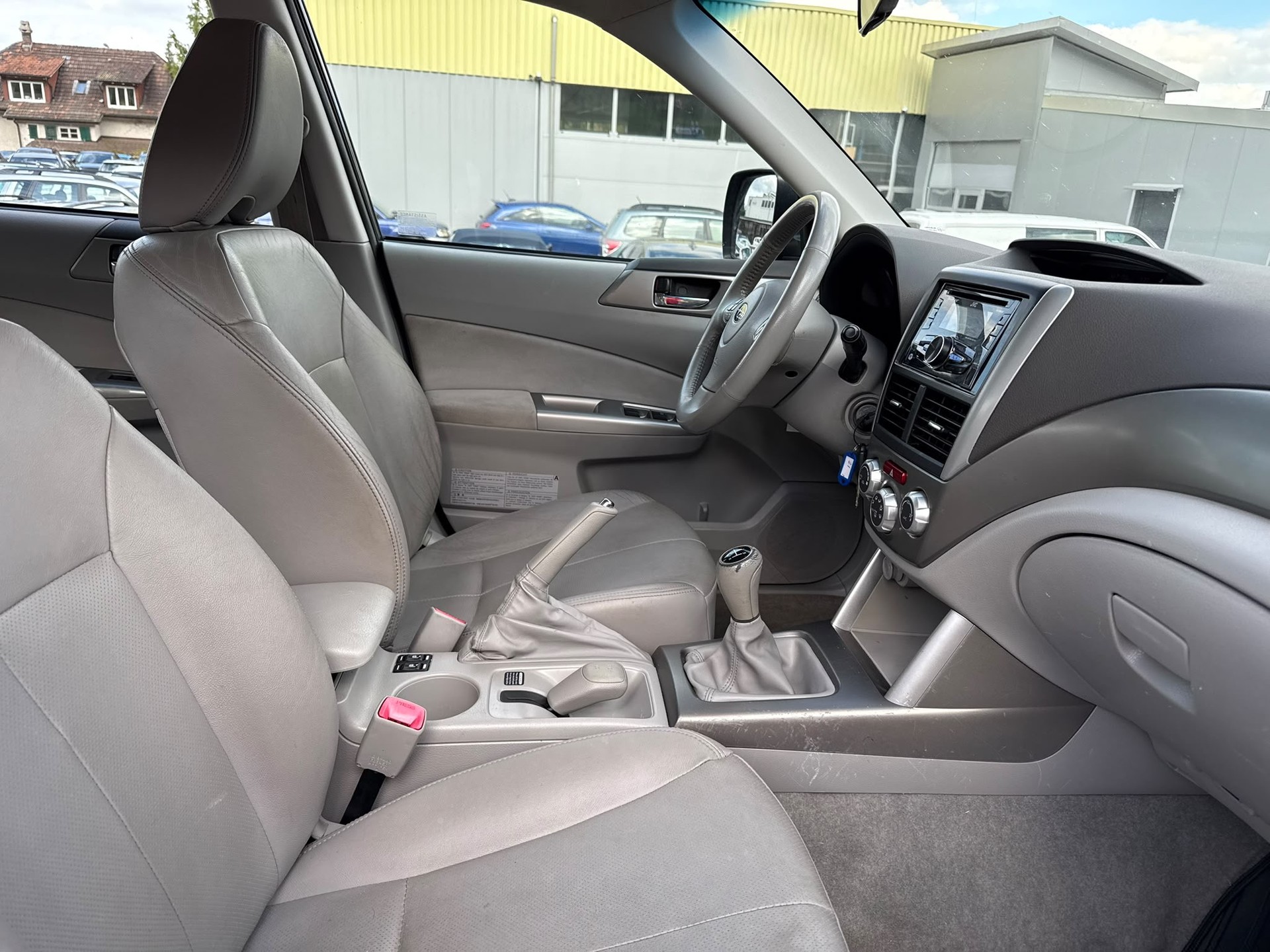 SUBARU Forester 2.0X Advantage-image-11