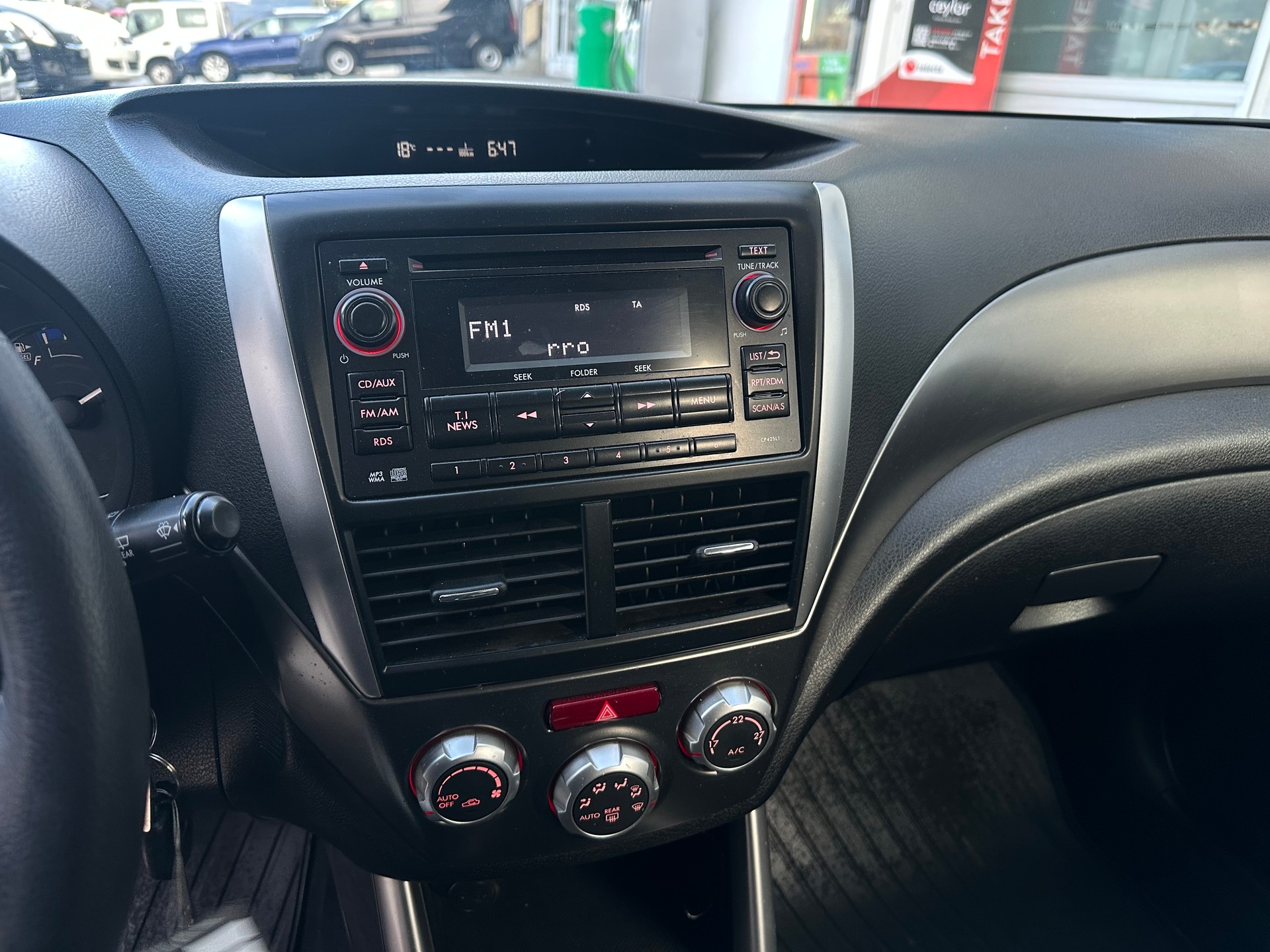 SUBARU Forester 2.0D X Swiss-image-12