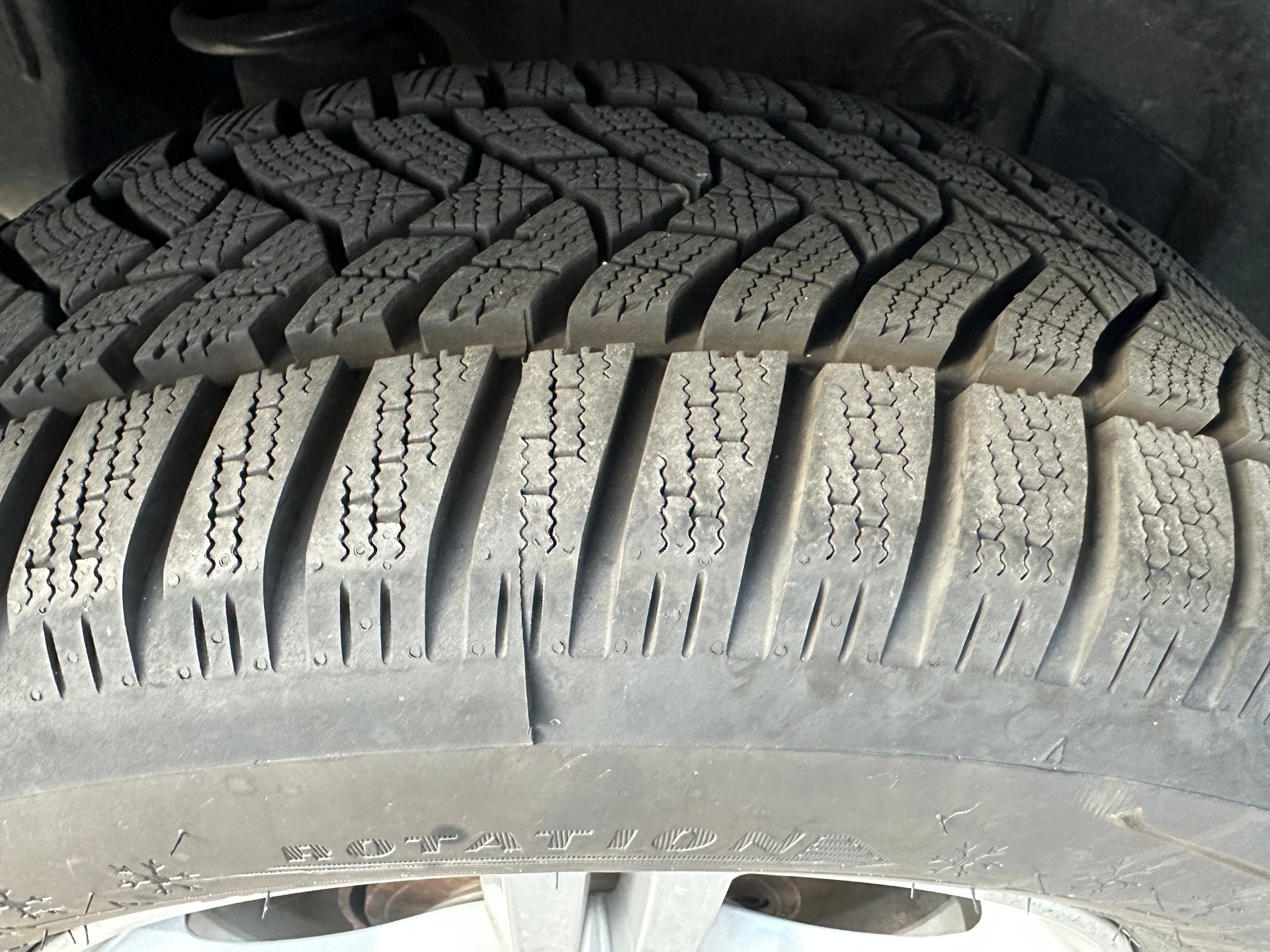 SUBARU Forester 2.0D X Swiss-image-15