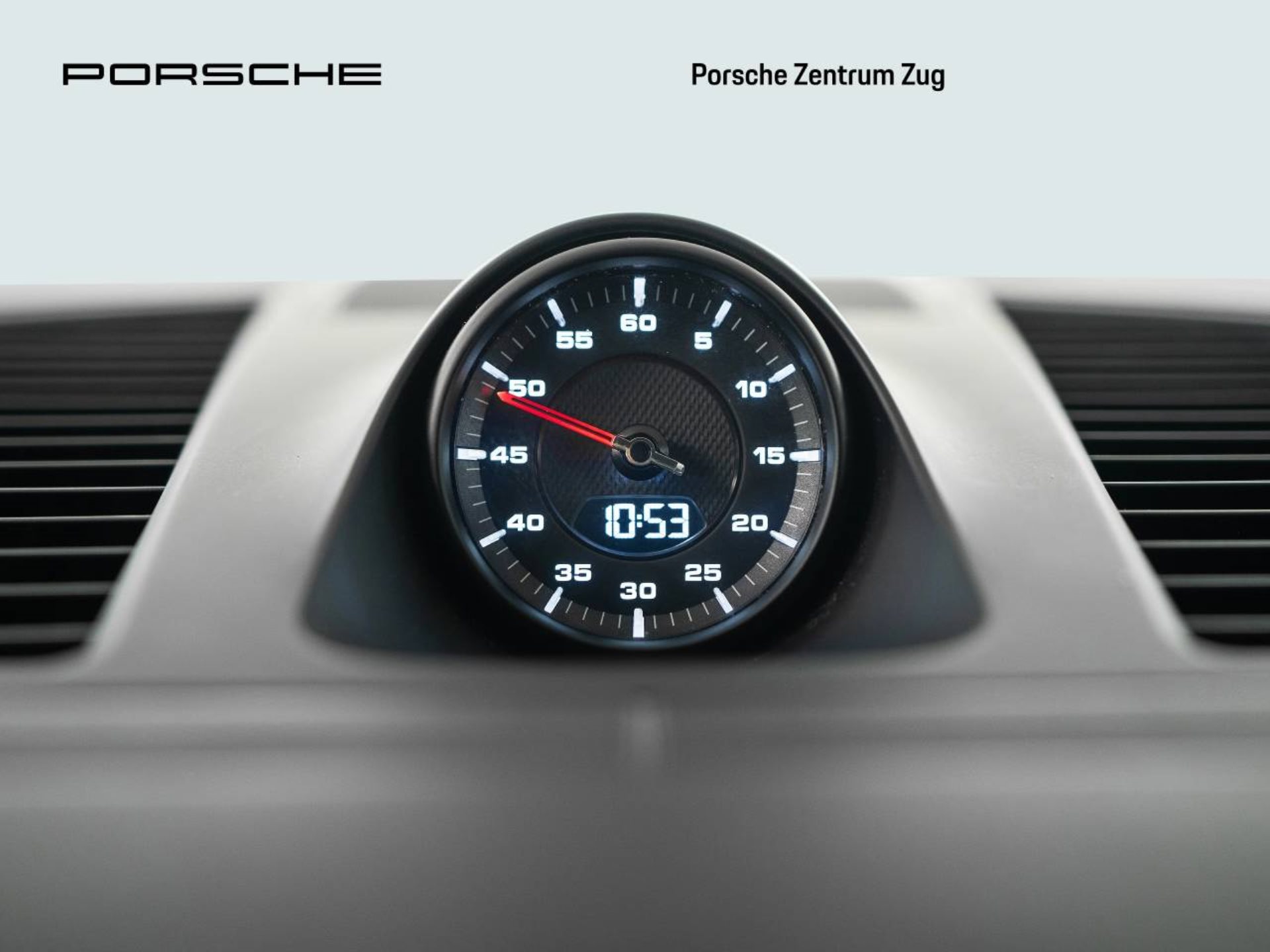 PORSCHE Cayenne GTS-image-25