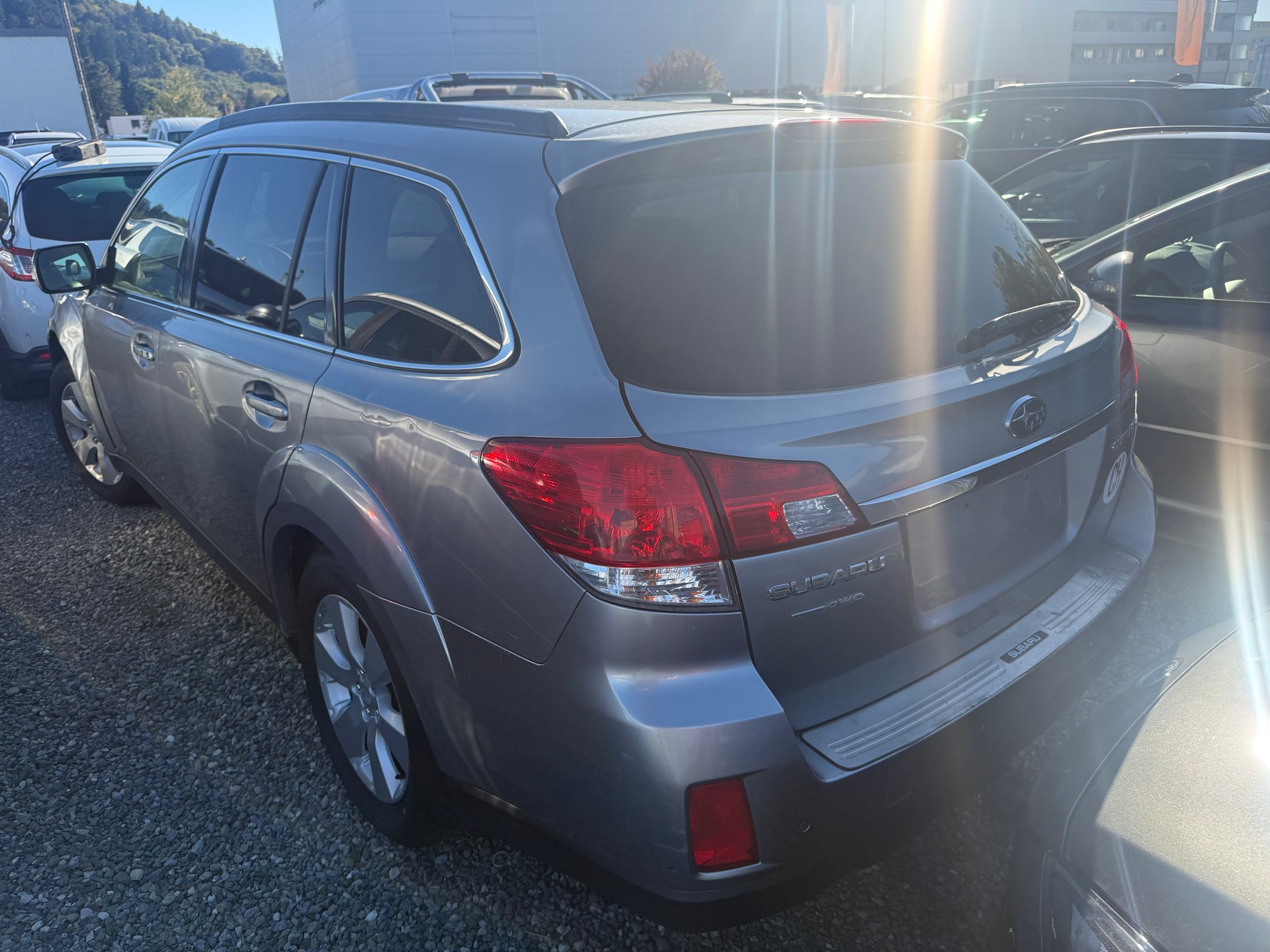 SUBARU Outback 2.5i Limited AWD Lineartronic-image-2
