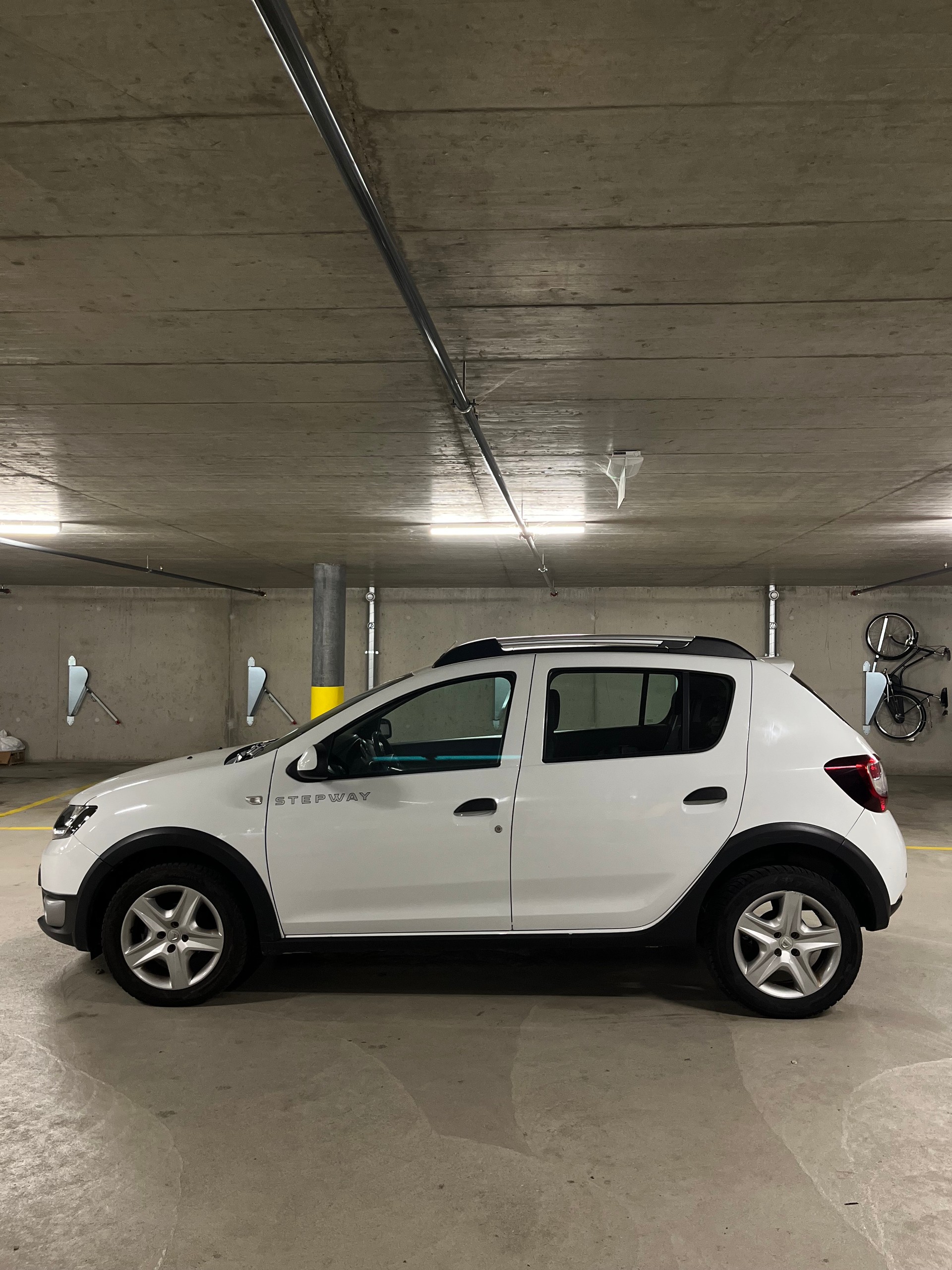 DACIA 1.5 dCi Stepway Lauréate S/S-image-3
