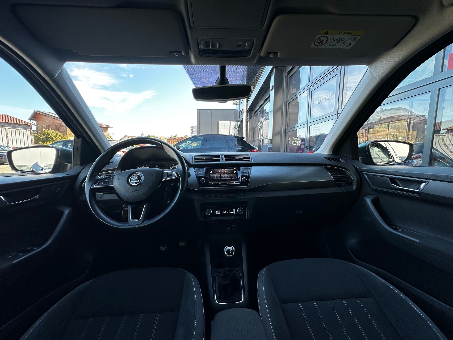 SKODA Fabia 1.0 TSI Style-image-15