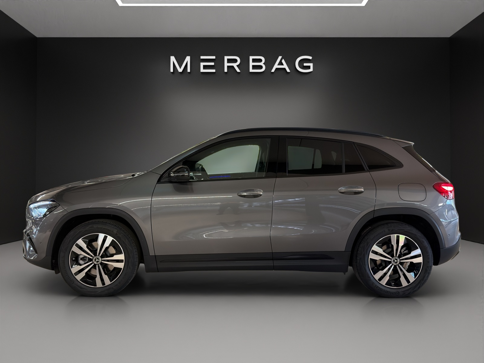 MERCEDES-BENZ GLA 200 Night Star 7G-D-image-2