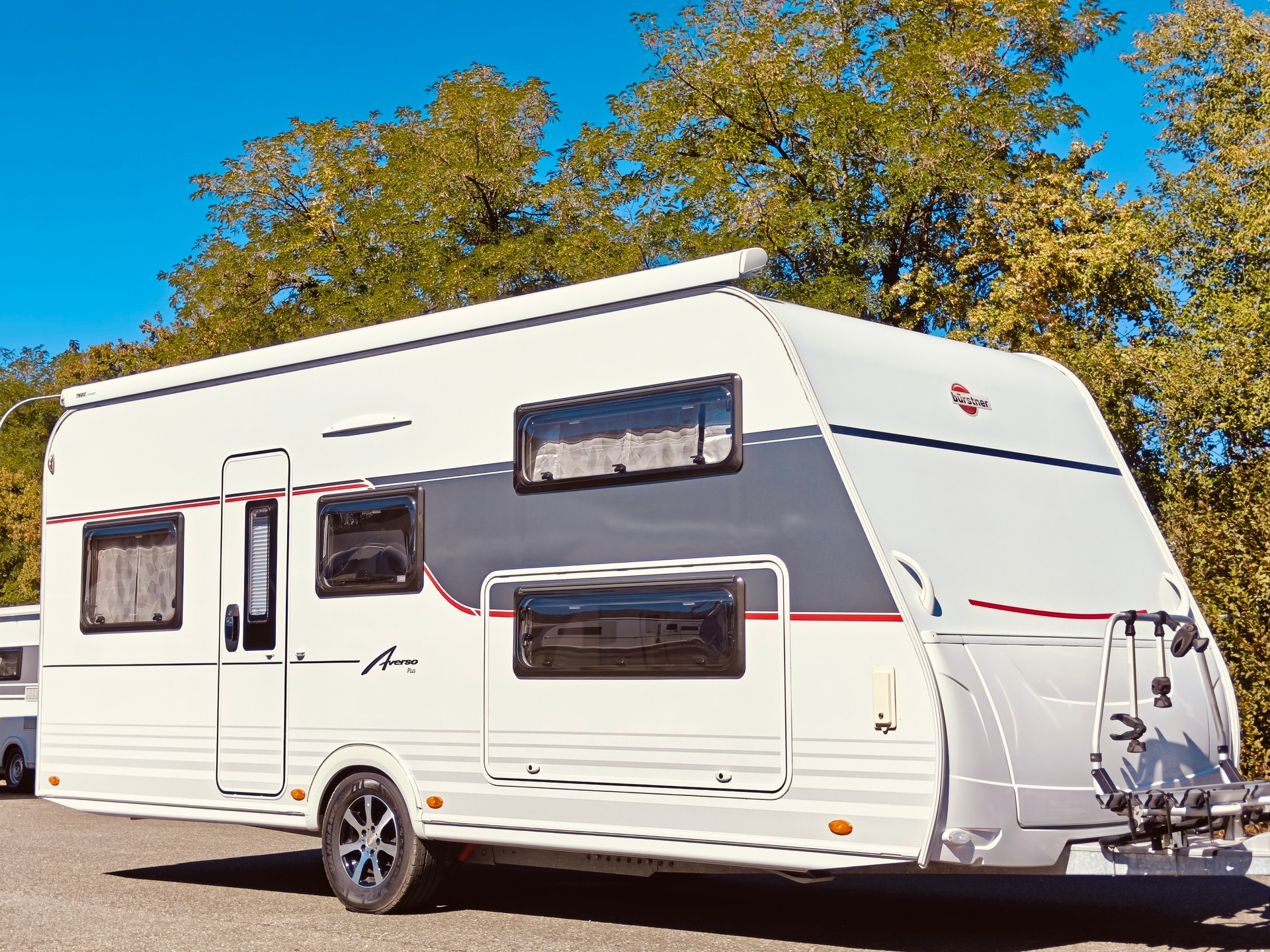 BÜRSTNER Averso Plus 510 TK -- Hubbett -- Stockbett -- Markise -- Vorzelt -- Veloträger -- Nutzlast 610kg-showroom-element-2