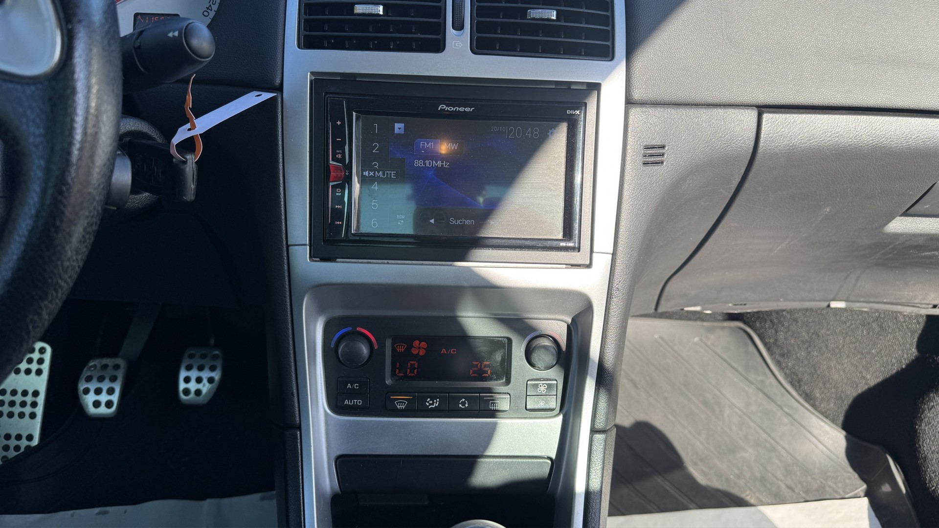 PEUGEOT 307 CC 2.0 HDI-image-23