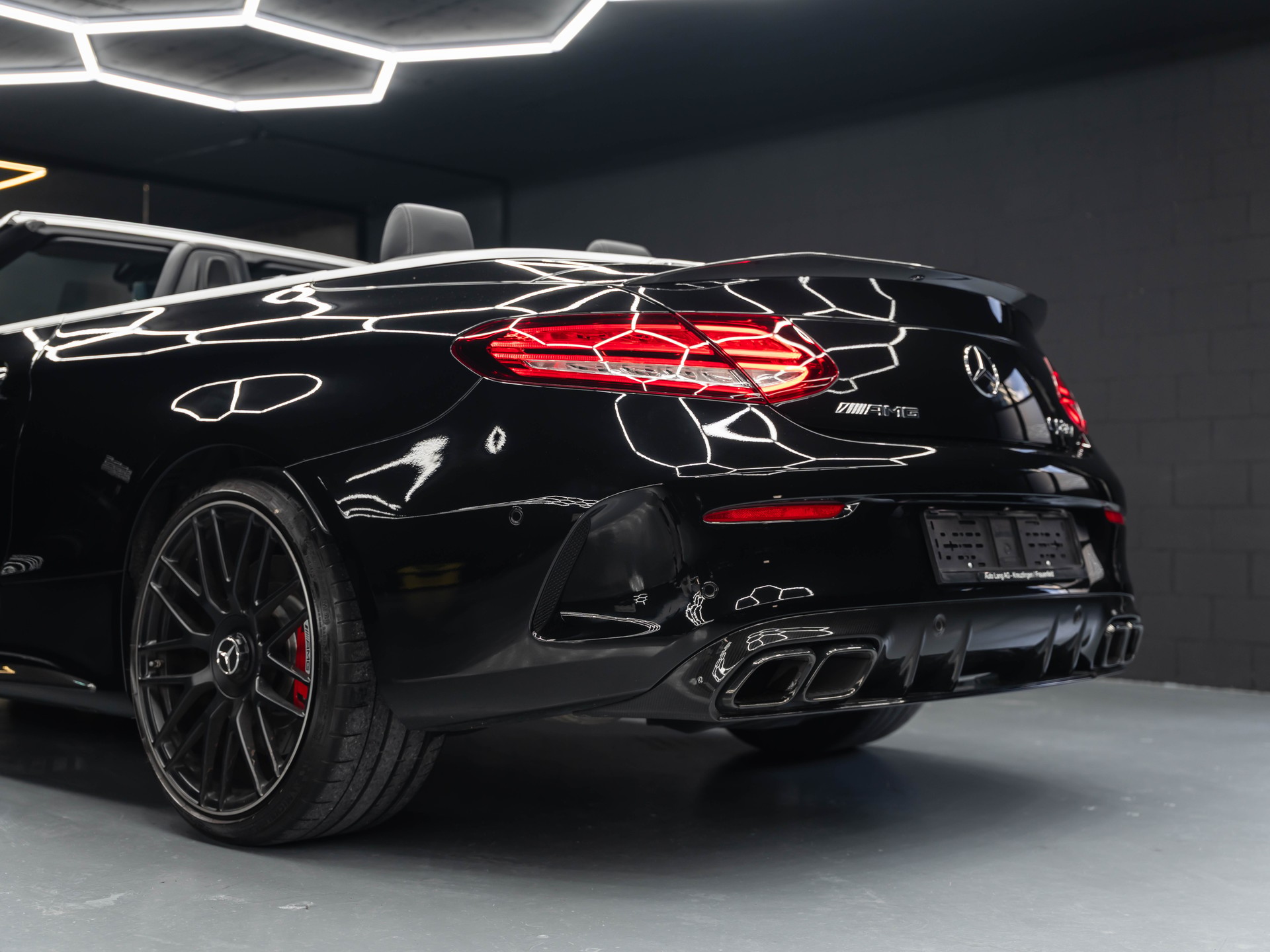 MERCEDES-BENZ C 63 S AMG Premium + 9G-tronic-image-4