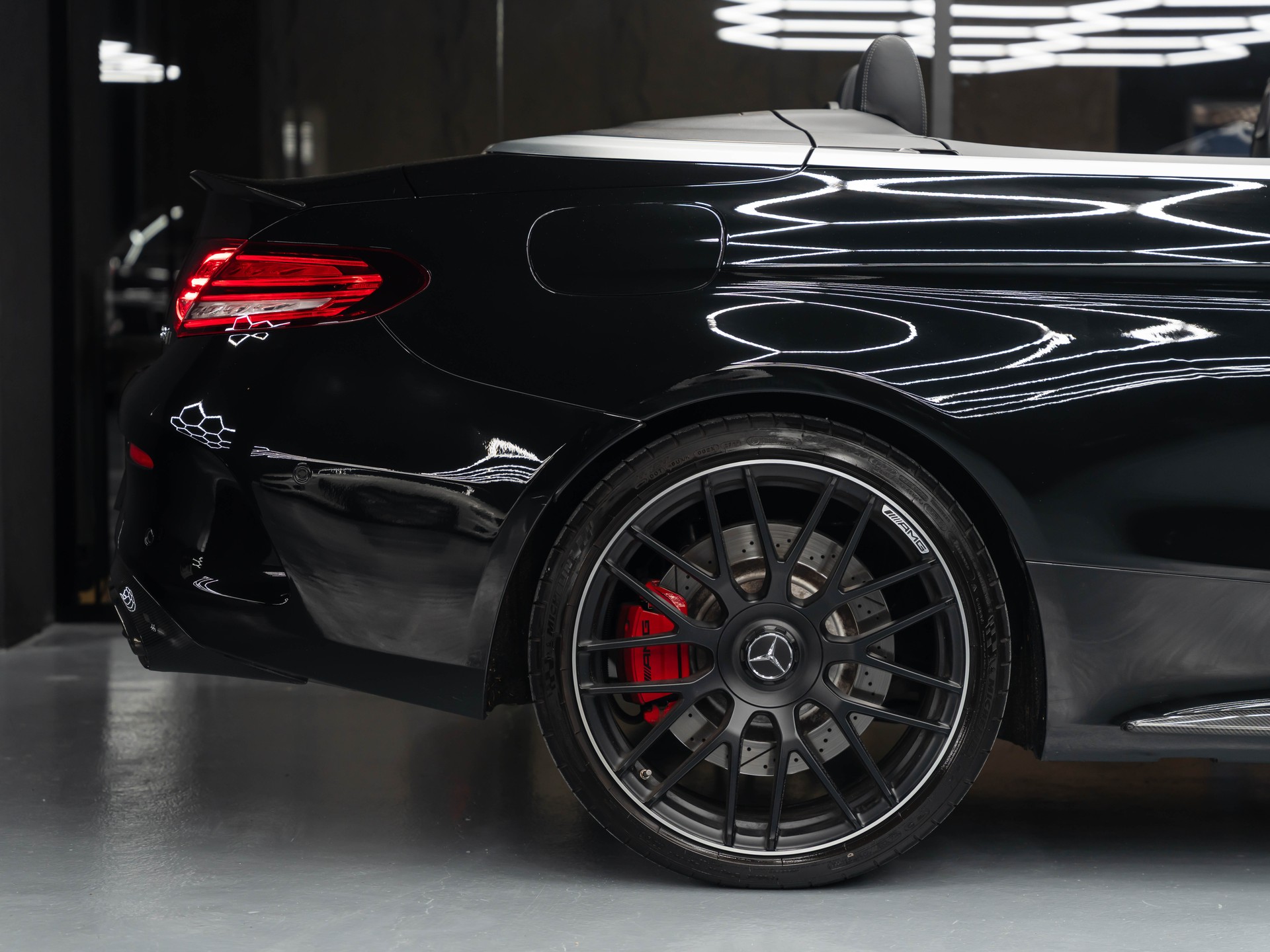 MERCEDES-BENZ C 63 S AMG Premium + 9G-tronic-image-14