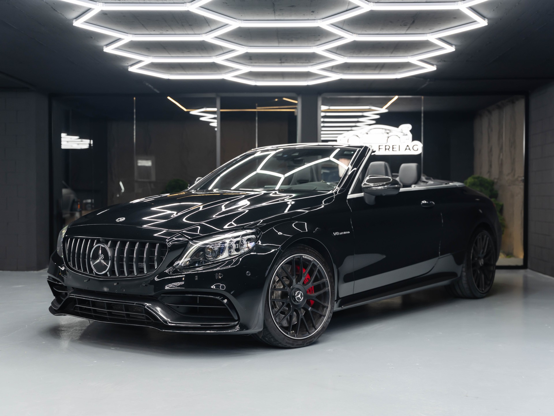 MERCEDES-BENZ C 63 S AMG Premium + 9G-tronic-image-2