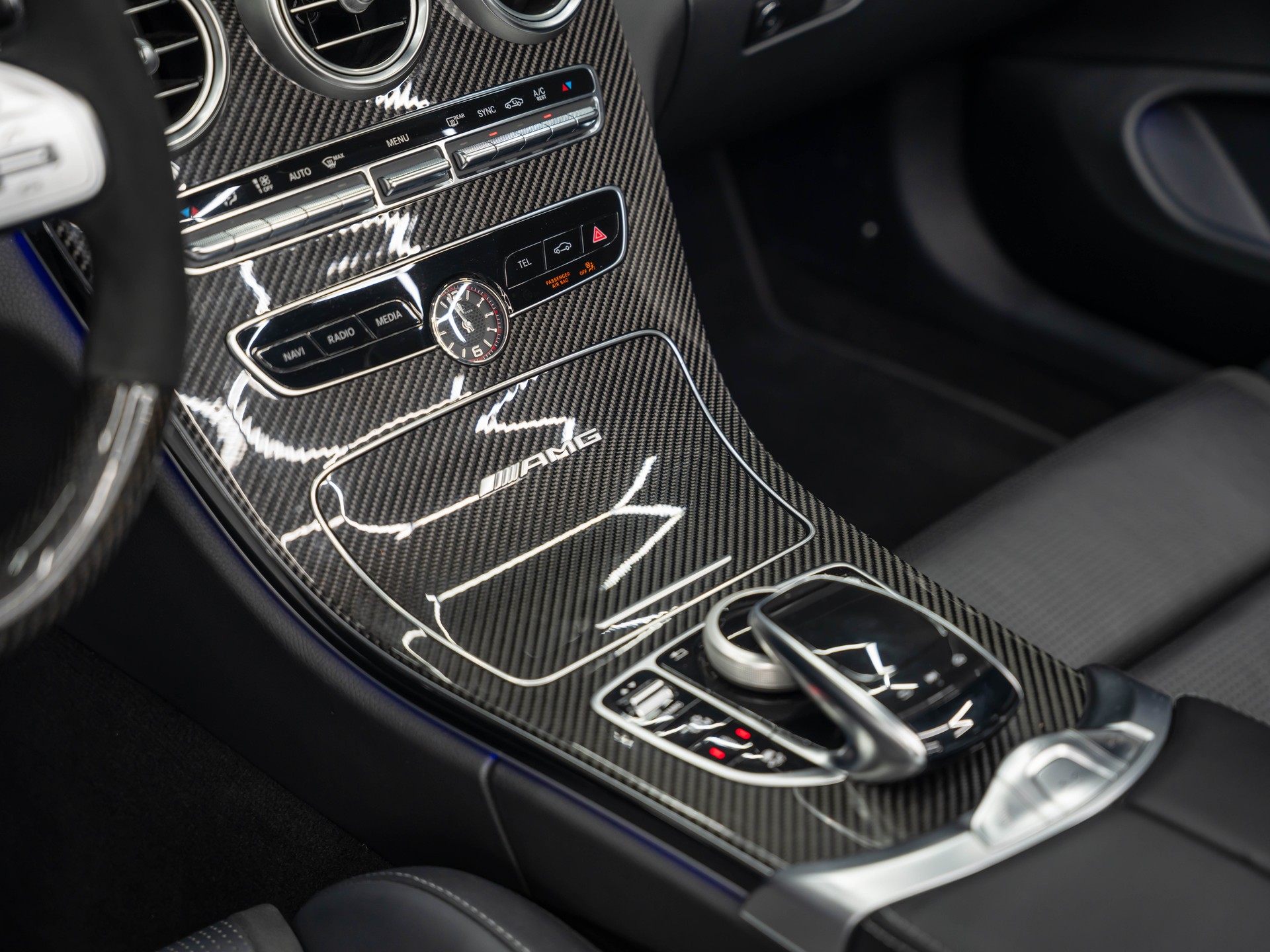 MERCEDES-BENZ C 63 S AMG Premium + 9G-tronic-image-23