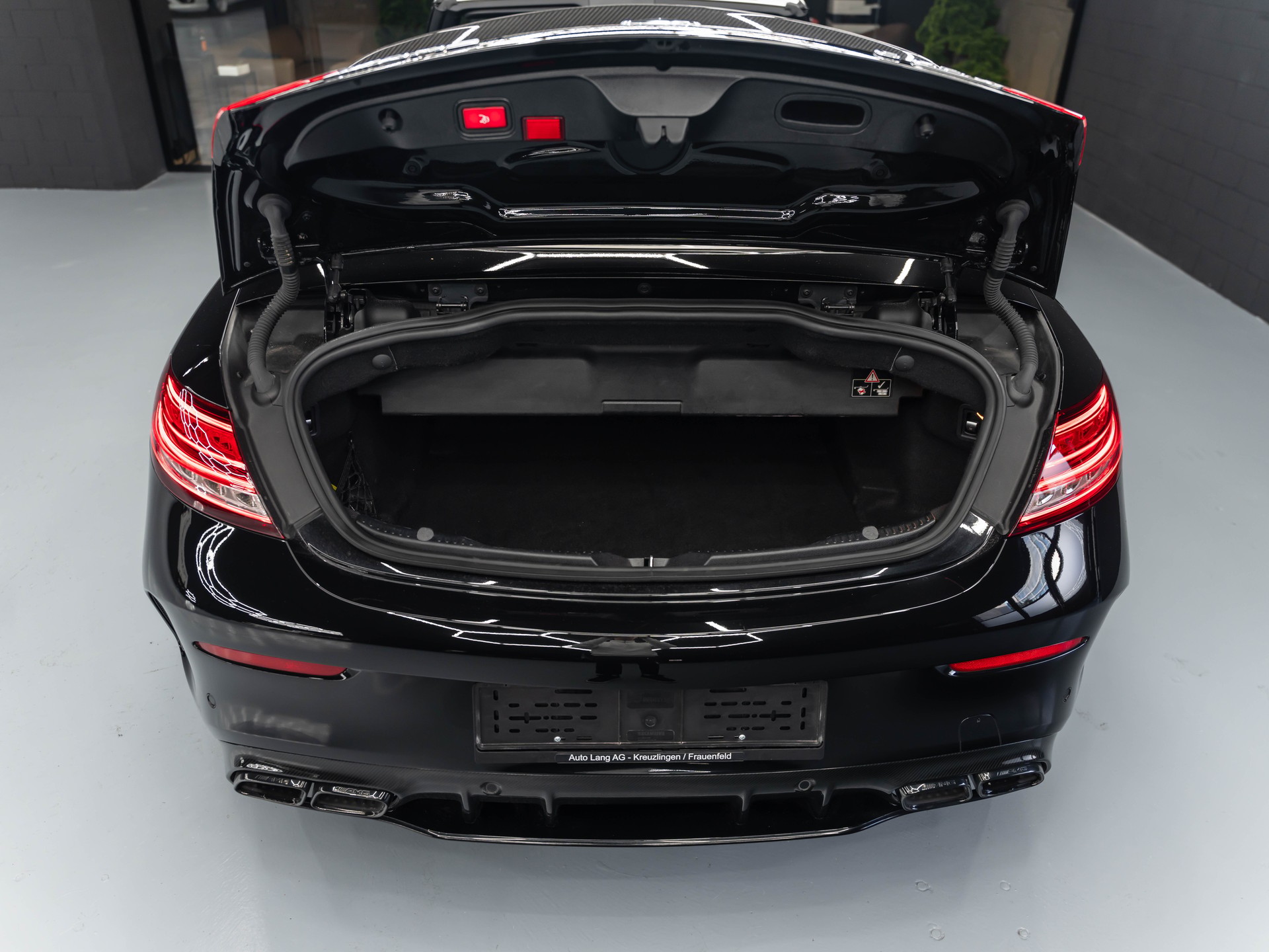 MERCEDES-BENZ C 63 S AMG Premium + 9G-tronic-image-18