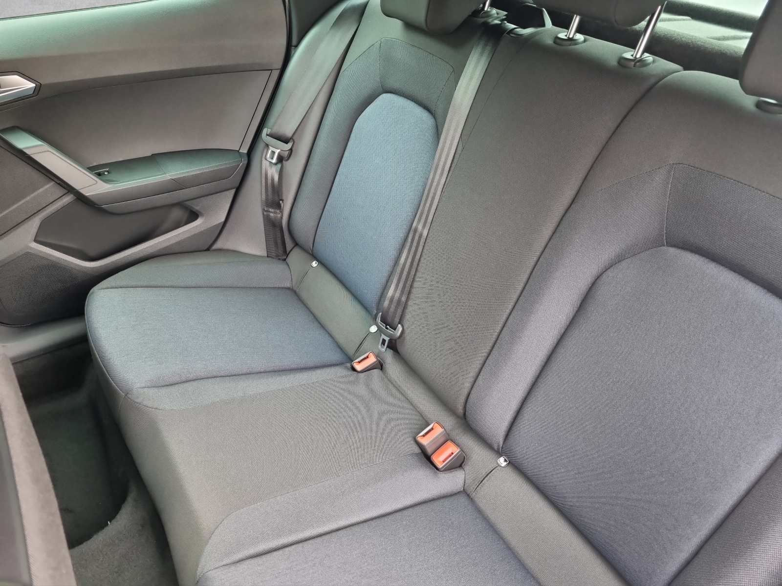 SEAT Arona 1.5 Eco TSI FR Limited Edition DSG-image-8