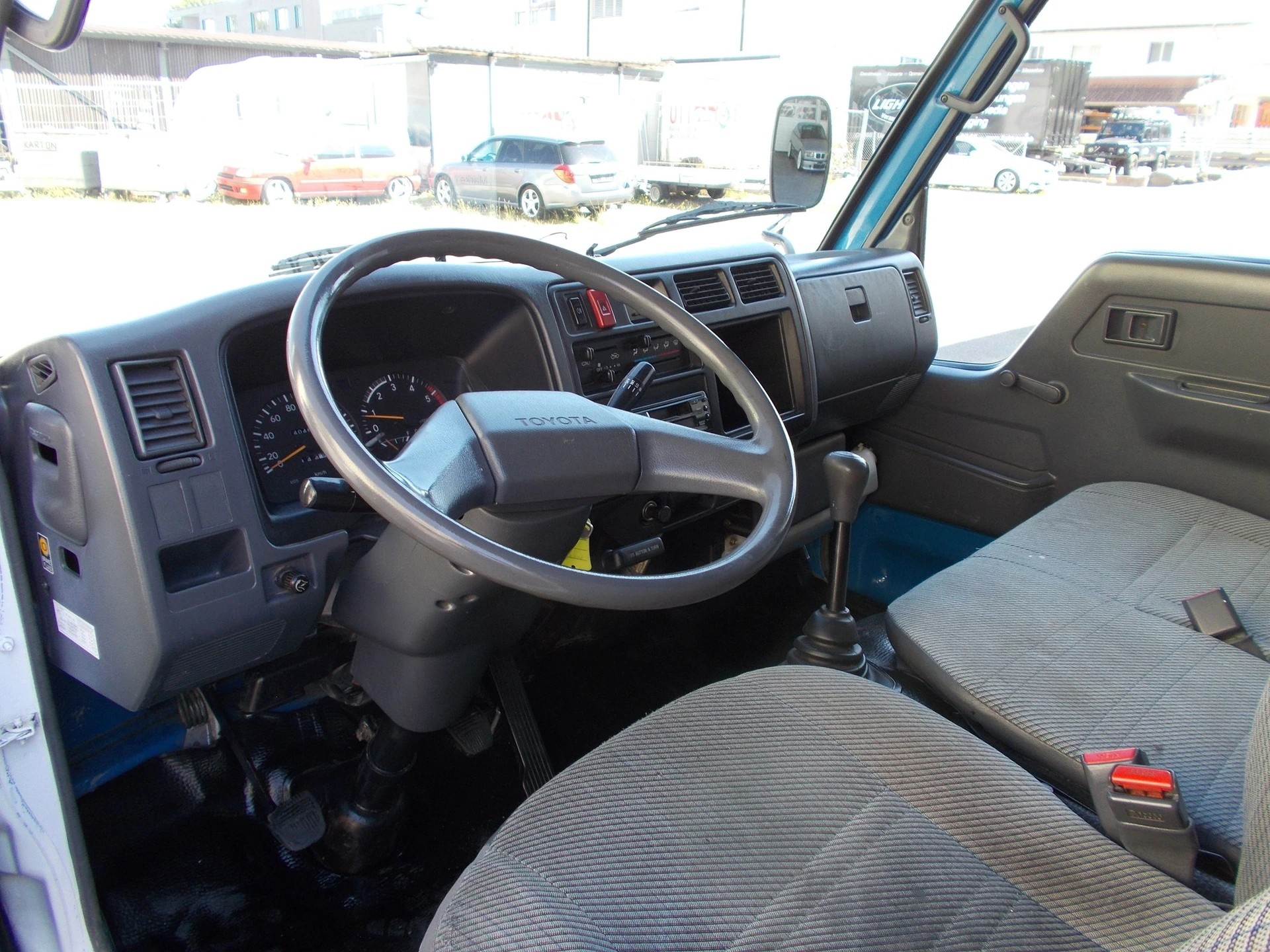 TOYOTA Dyna 150 3.0D KIPPBRÜCKE-image-6