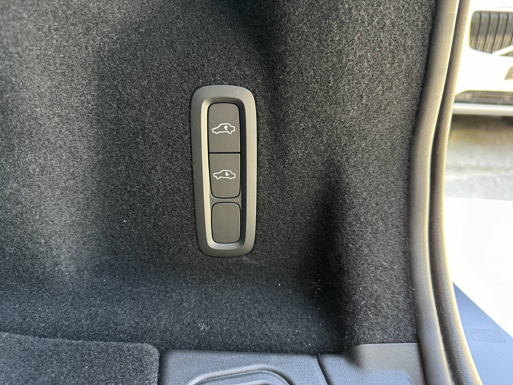 VOLVO XC60 T8 eAWD Inscription Geartronic-image-17