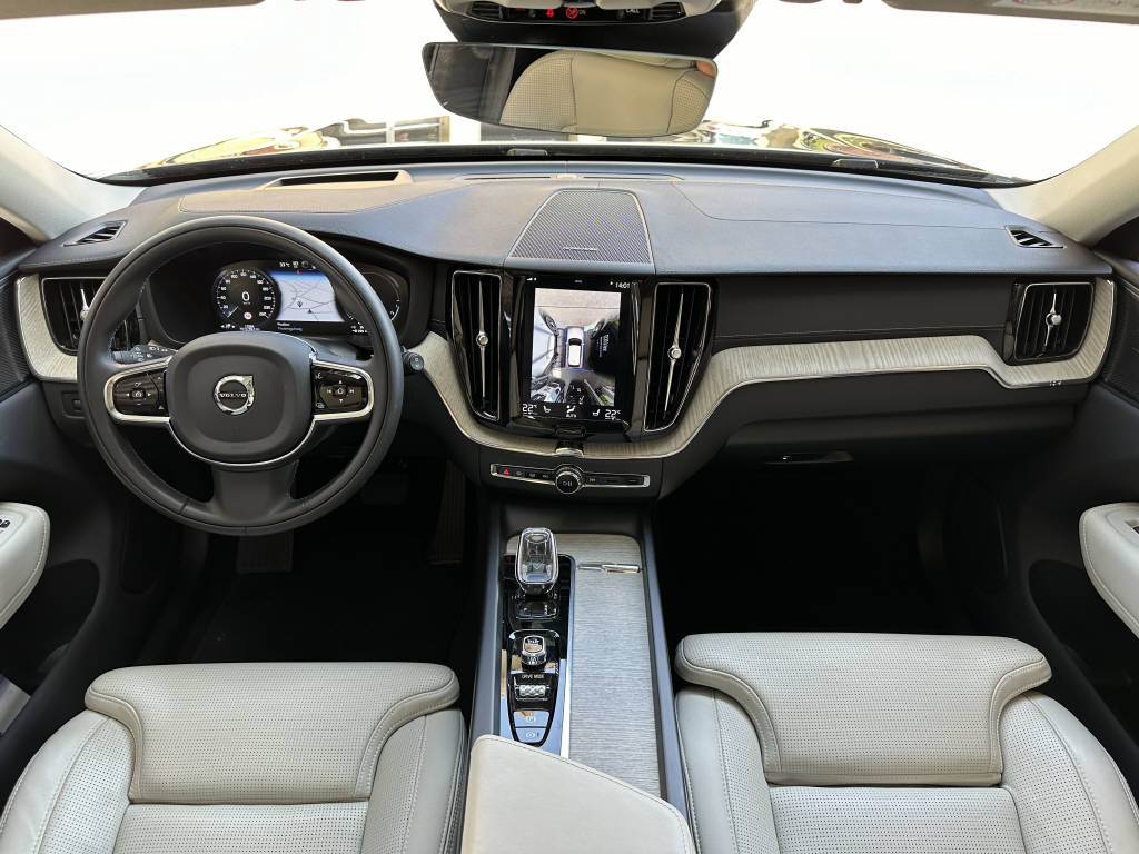 VOLVO XC60 T8 eAWD Inscription Geartronic-image-7