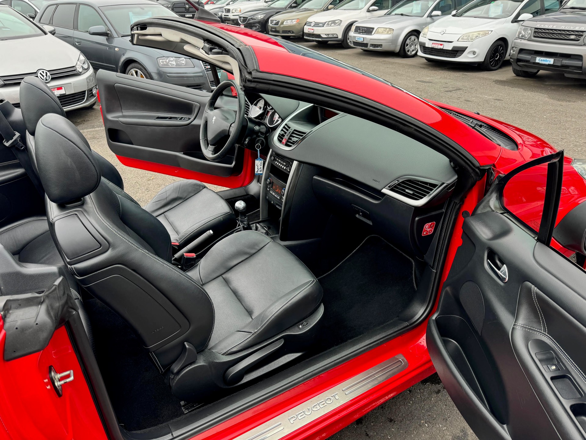 PEUGEOT 207 CC 1.6 16V Allure-image-13