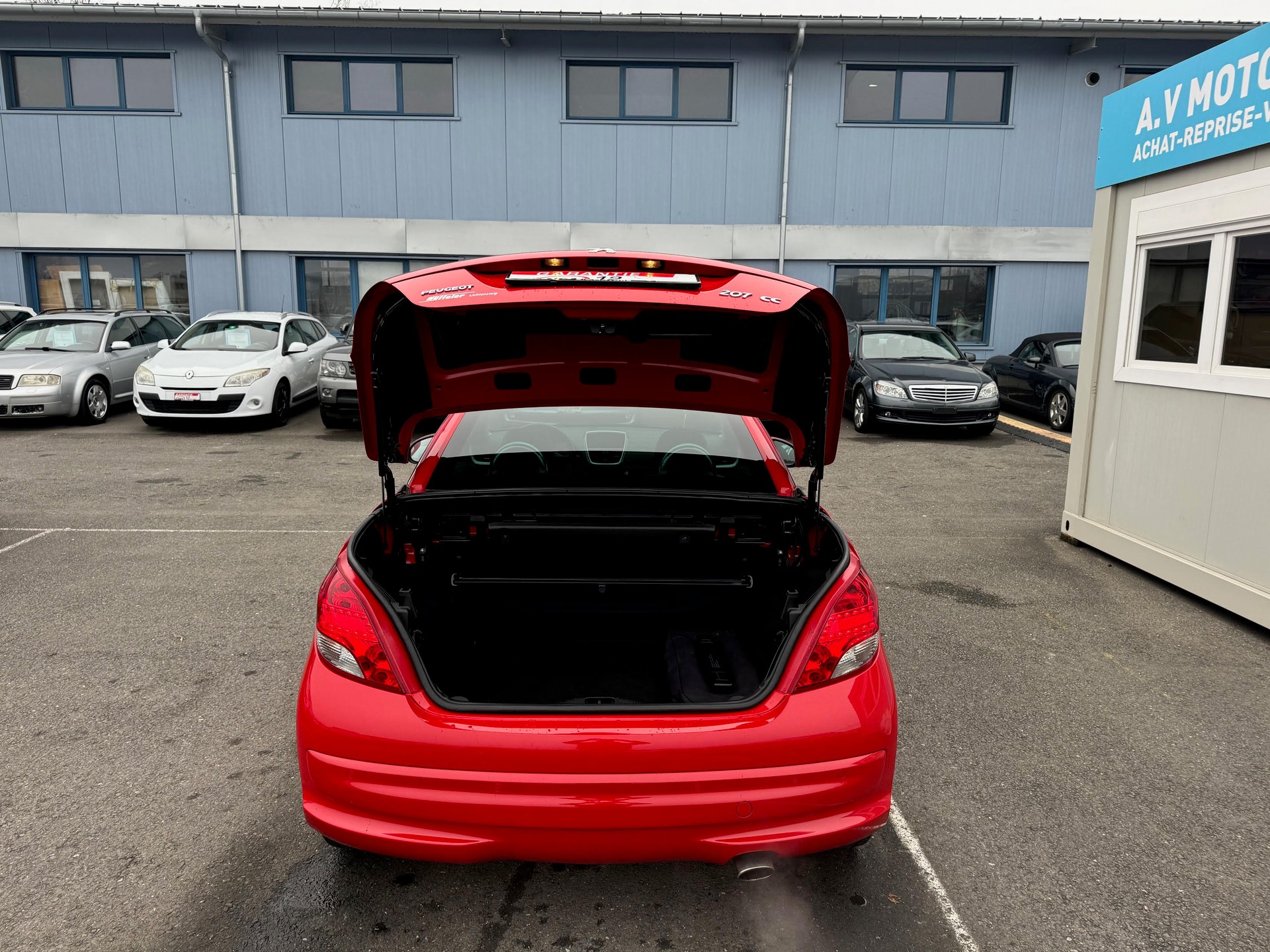 PEUGEOT 207 CC 1.6 16V Allure-image-6