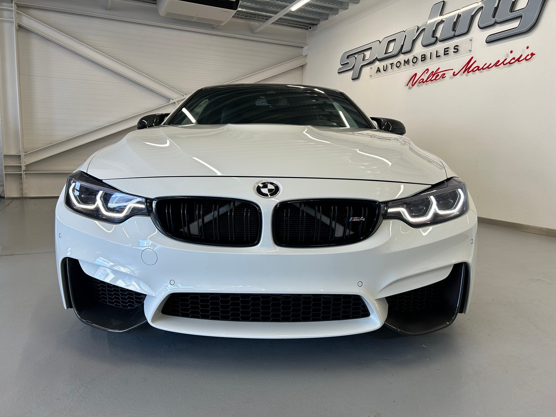 BMW M4 Coupé Competition DKG-image-4
