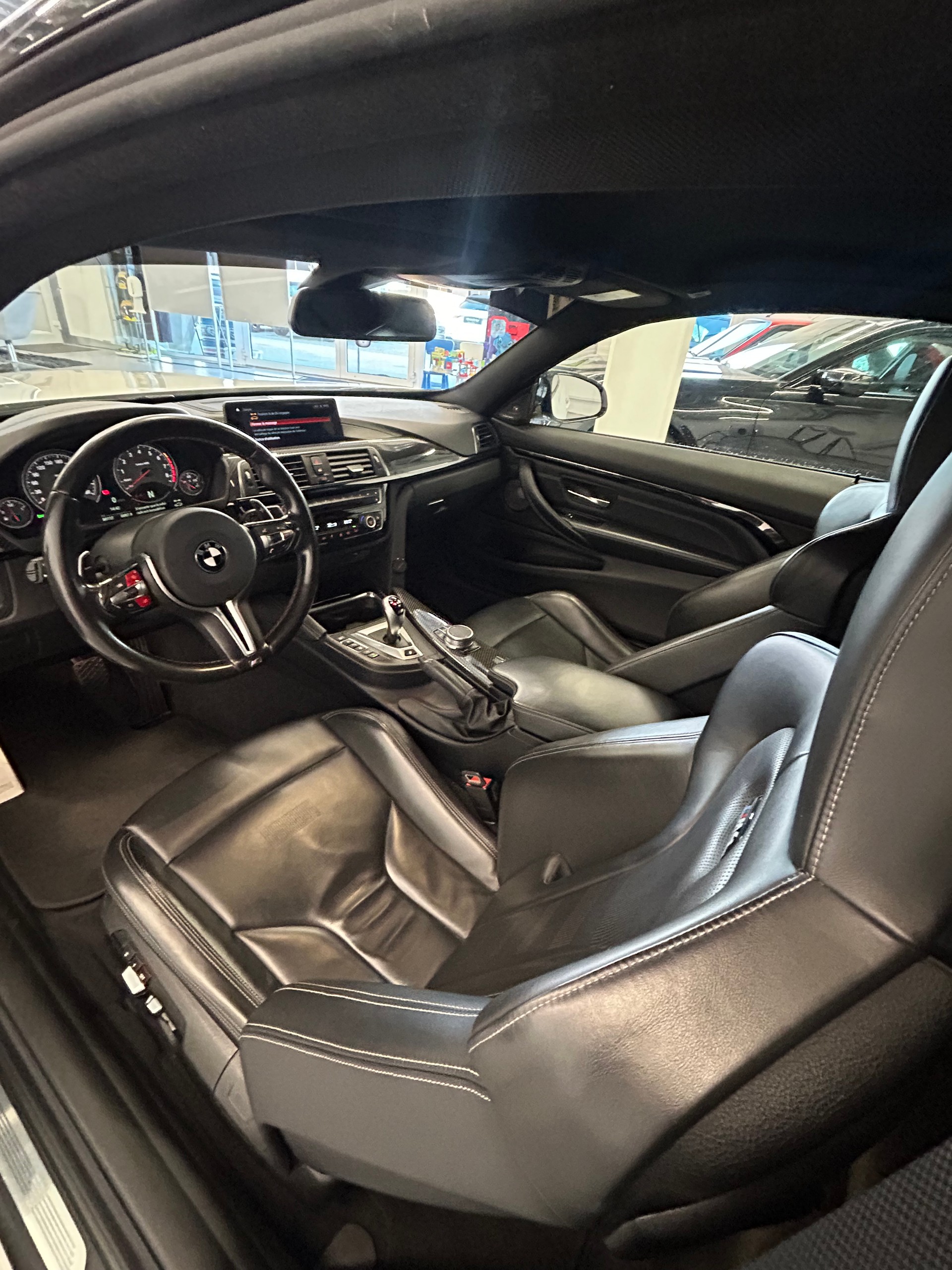 BMW M4 Coupé Competition DKG-image-12