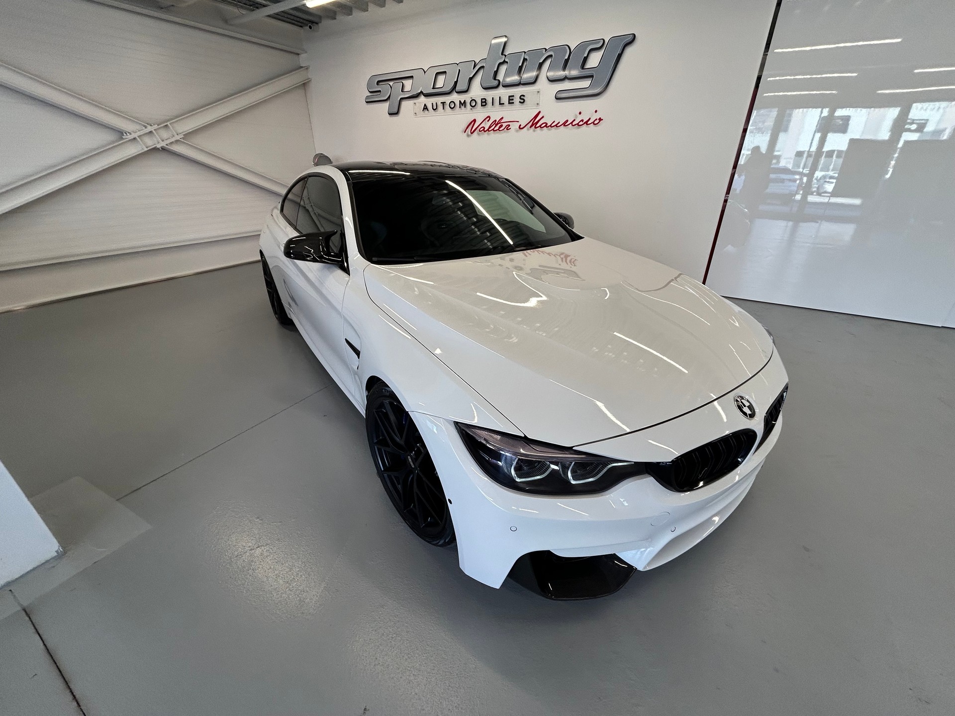 BMW M4 Coupé Competition DKG-image-0