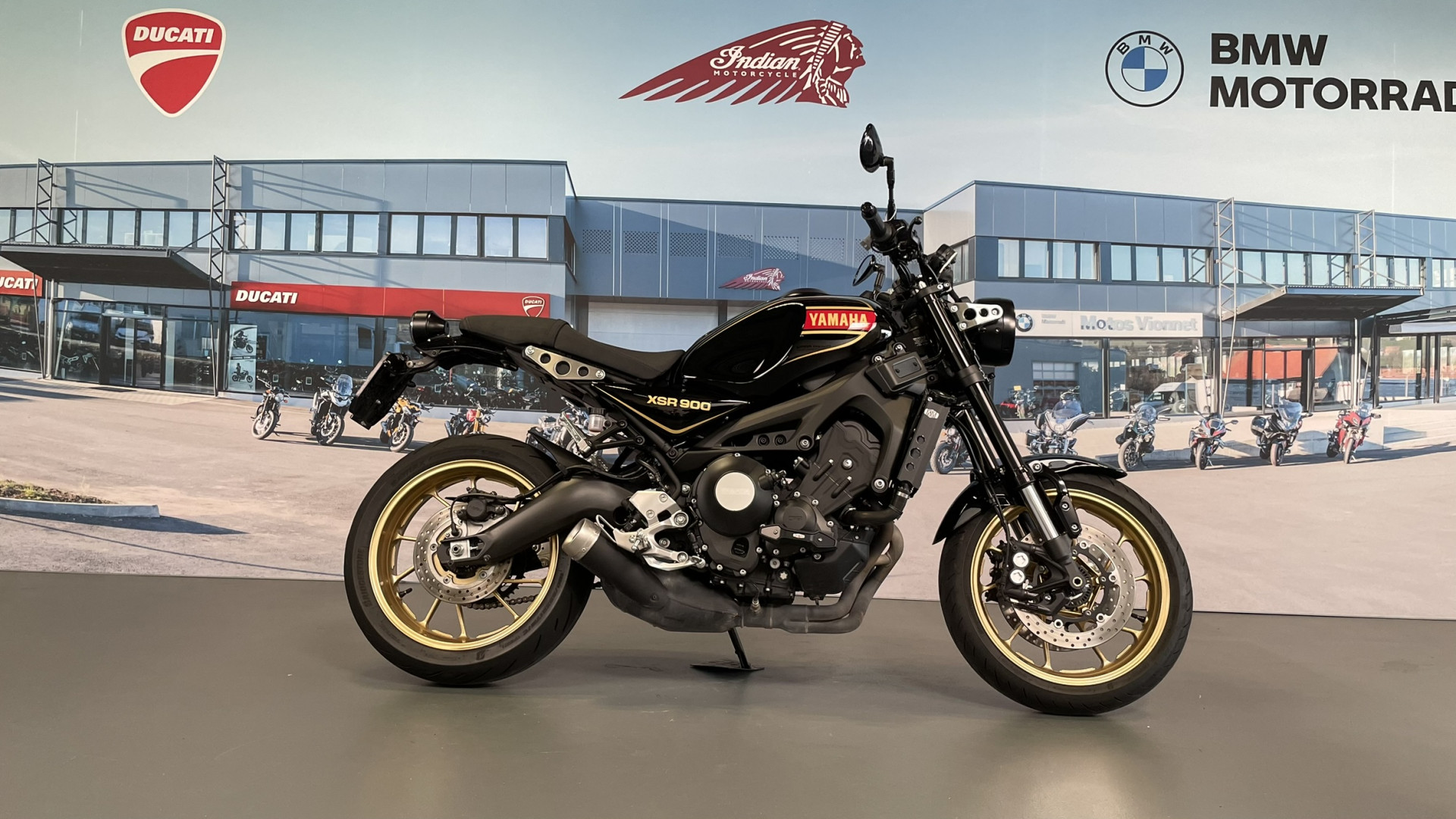 YAMAHA XSR 900 80 Black-image-5