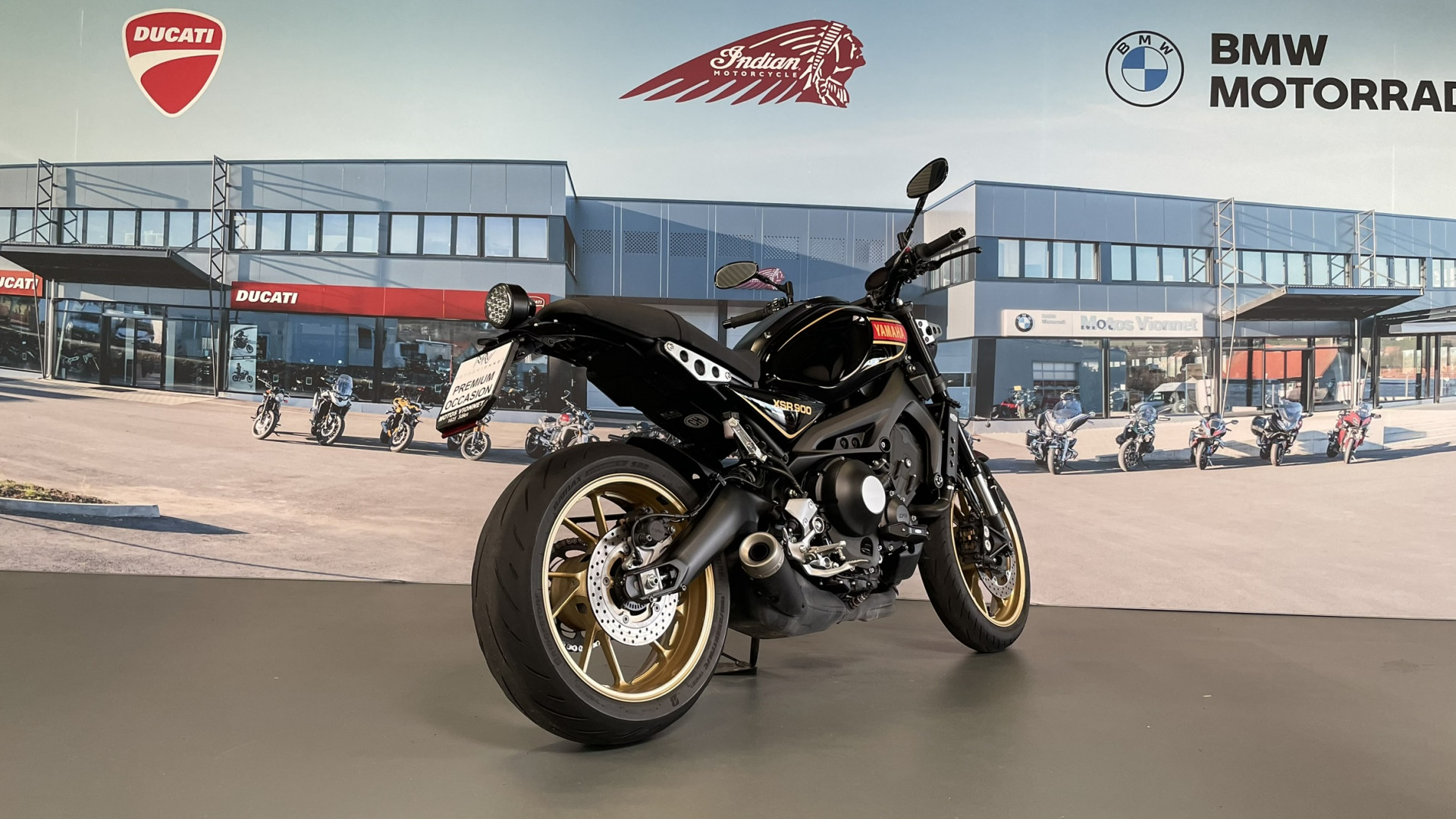 YAMAHA XSR 900 80 Black-image-4