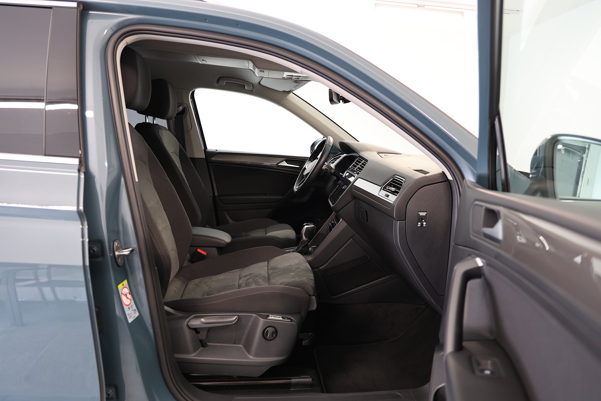 VW Tiguan Allspace 2.0TSI Life 4Motion DSG-image-11