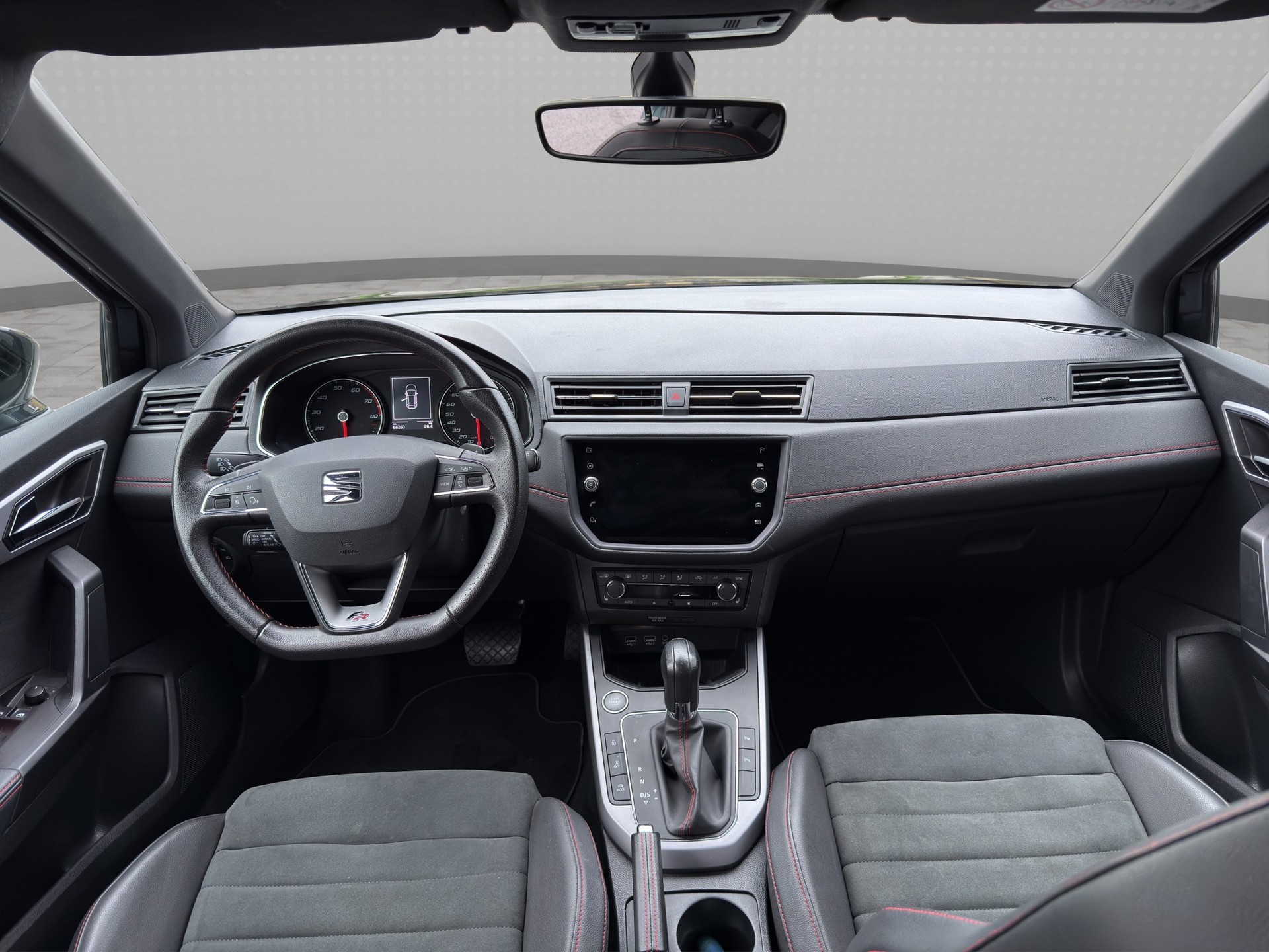 SEAT Arona 1.0 TSI Eco DSG FR-image-13