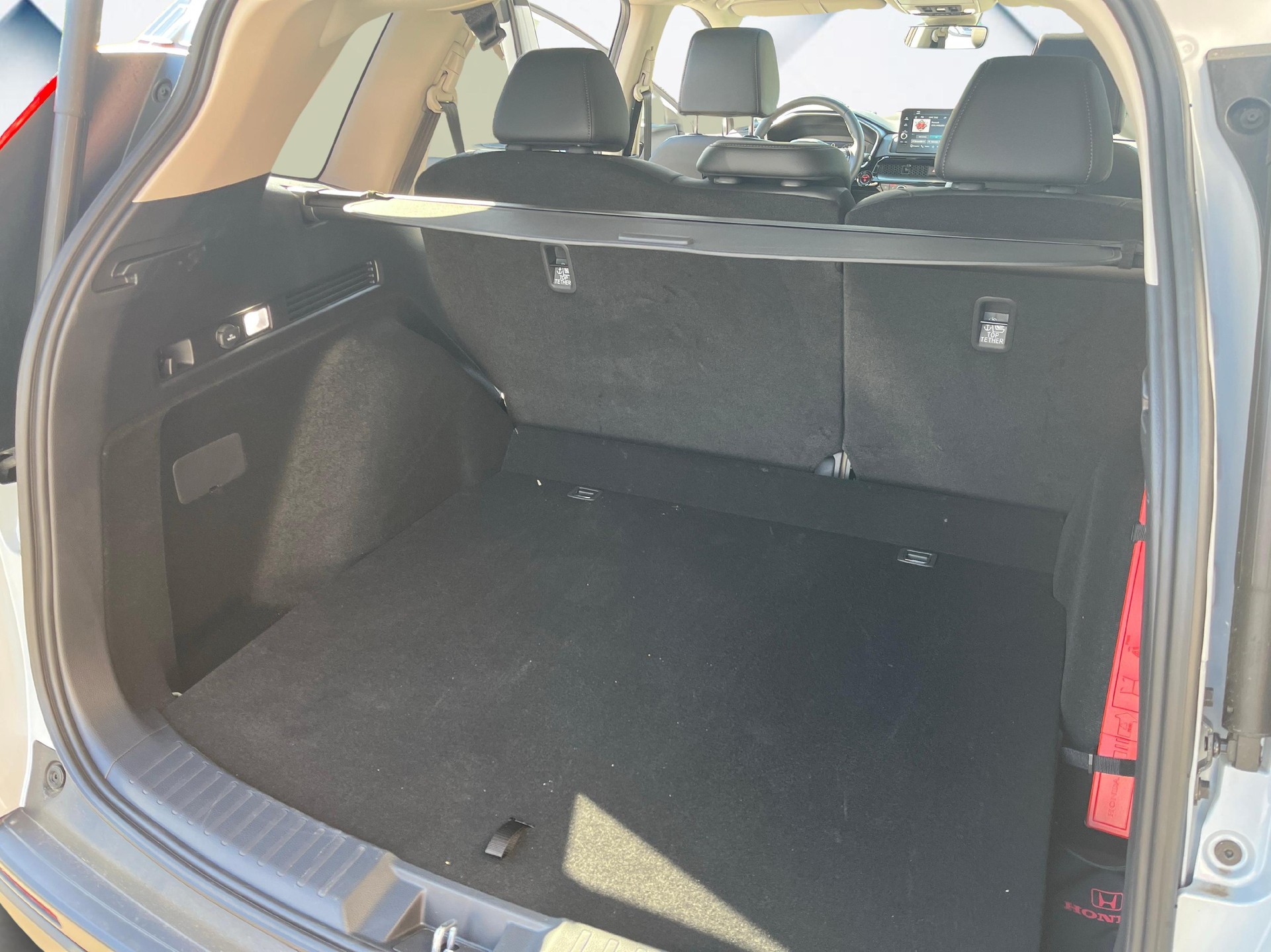 HONDA CR-V 2.0 i-MMD Advance 4WD - mit Aktionsleasing 1.9% und 8 Jahren Garantie!-image-11